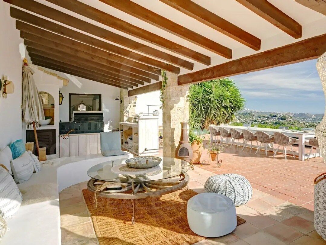 Exklusive Mittelmeer-Finca im Ibiza-Stil mit Panoramablick auf das Meer in Benissa