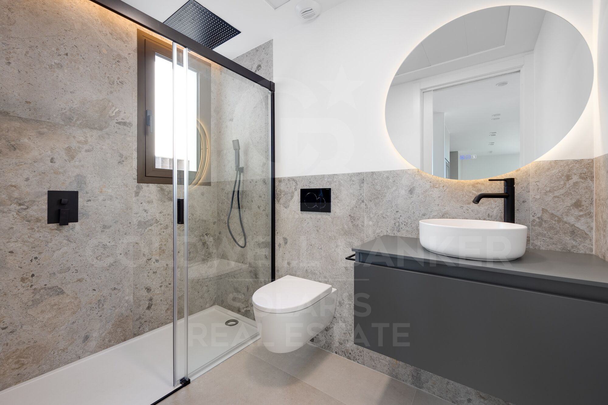 Alicante-Terrassen | Mediterrane Eleganz, zeitgenössisches Design und absolute Privatsphäre