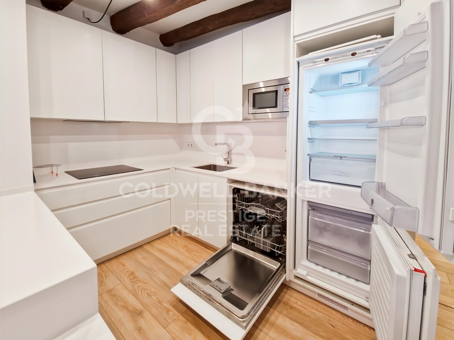 Penthouse de luxe avec terrasse privée au cur du quartier gothique.