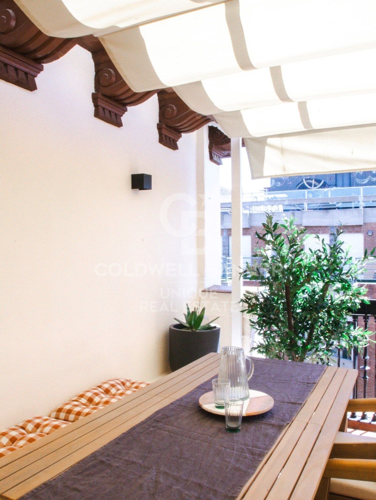 Penthouse à Goya avec terrasse privée