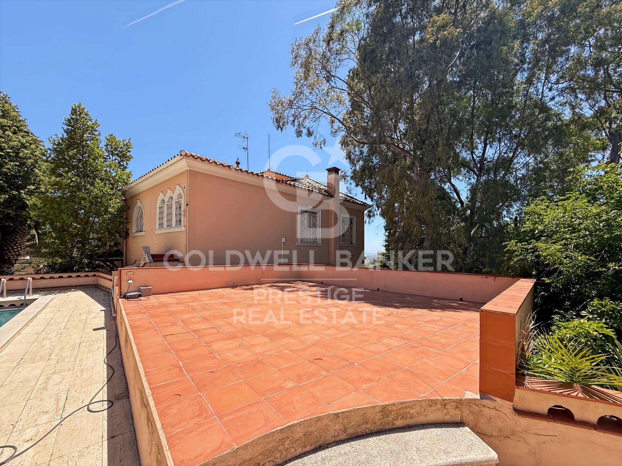 Villa señorial con gran parcela junto a Barcelona