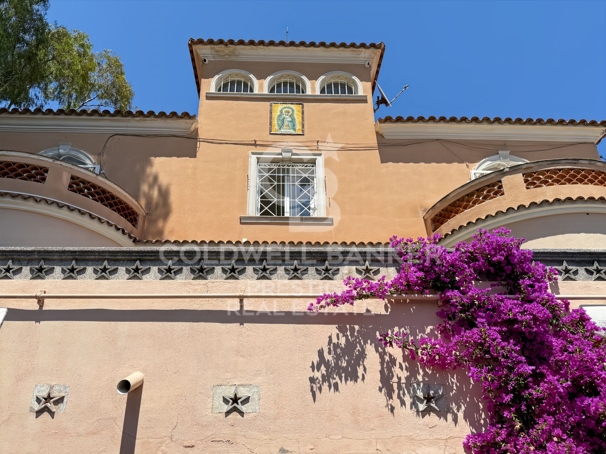 Villa de prestige avec grand terrain aux portes de Barcelone