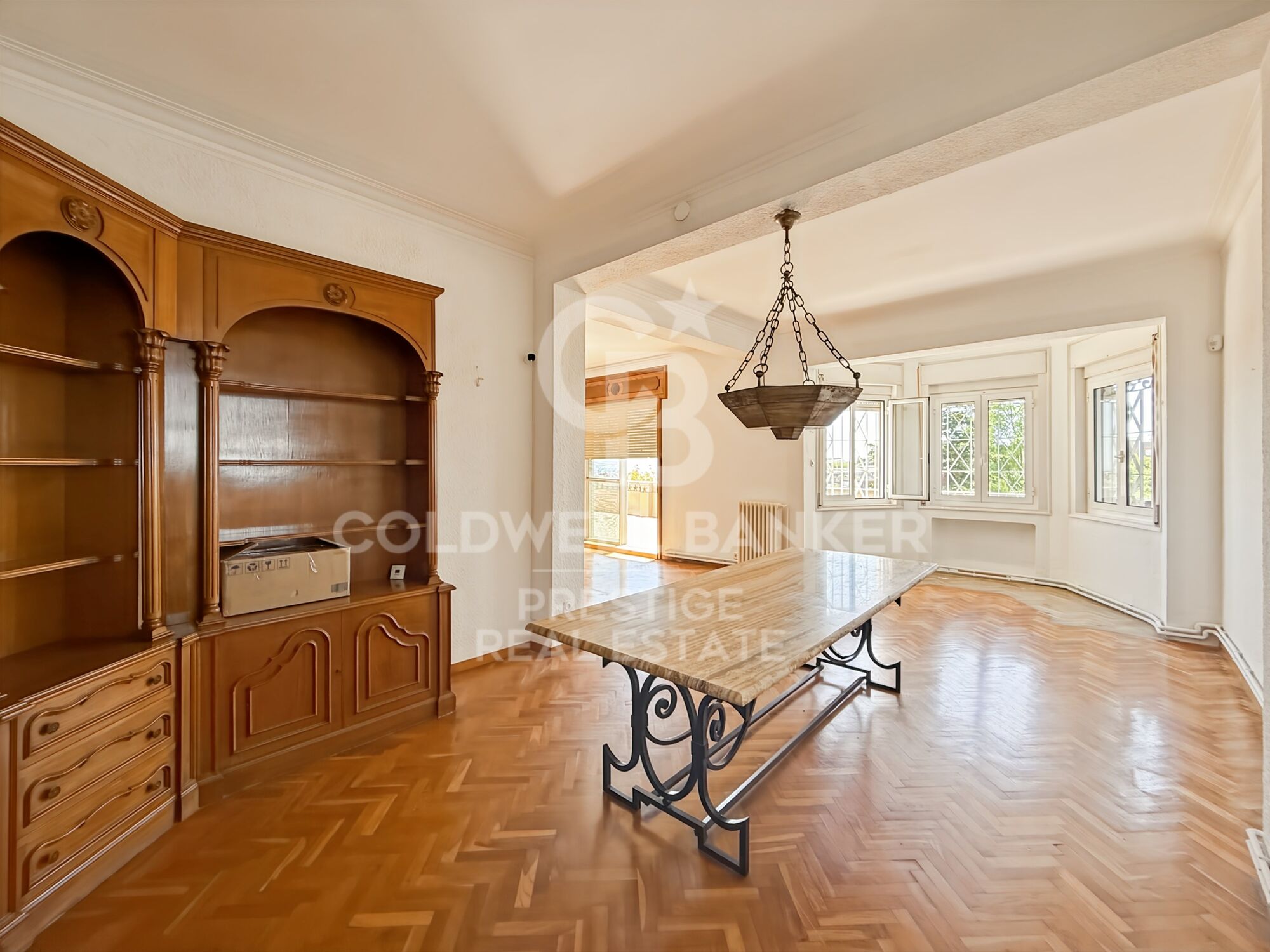 Villa de prestige avec grand terrain aux portes de Barcelone