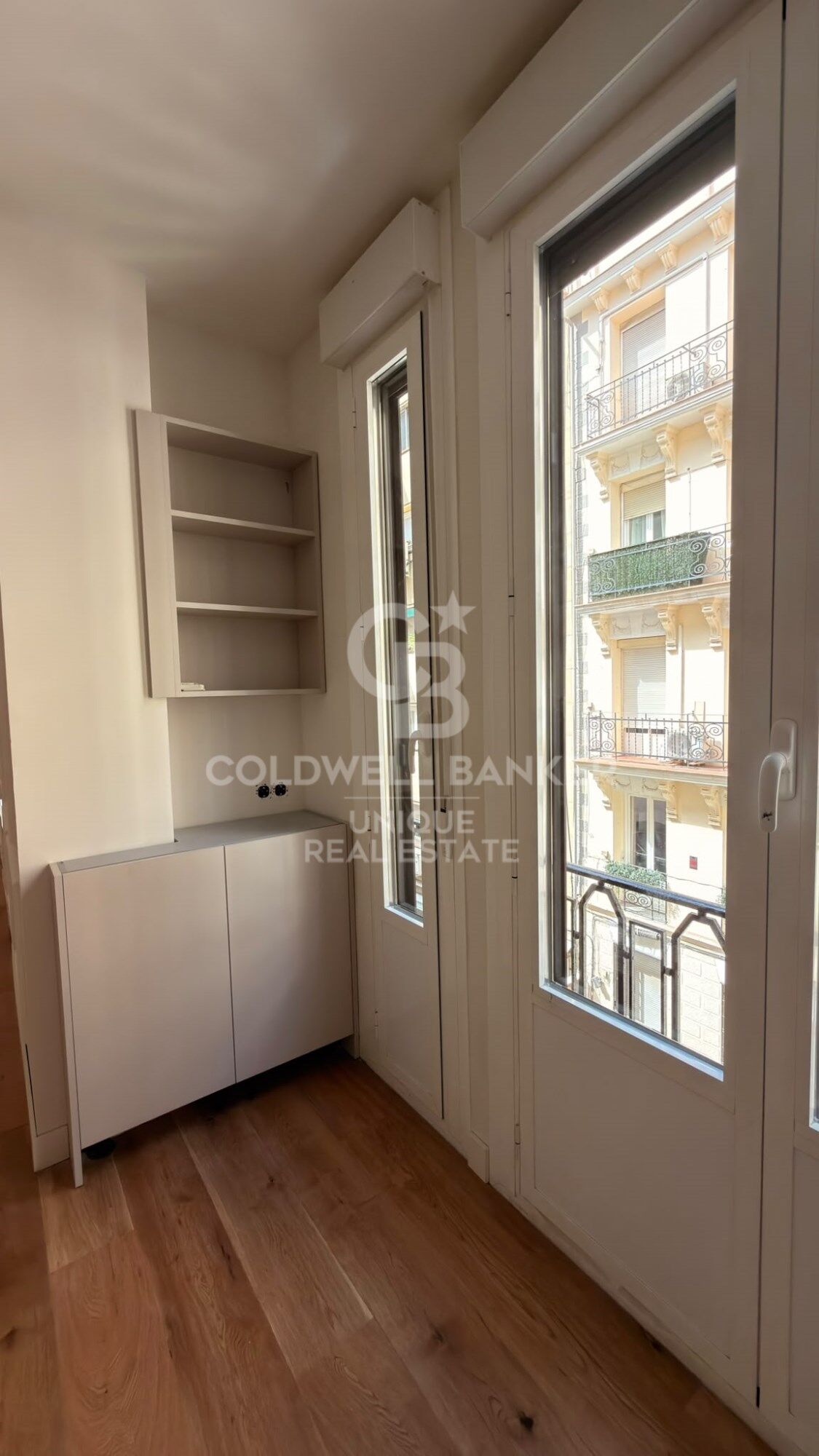 Piso reformado en Goya con dos dormitorios en suite