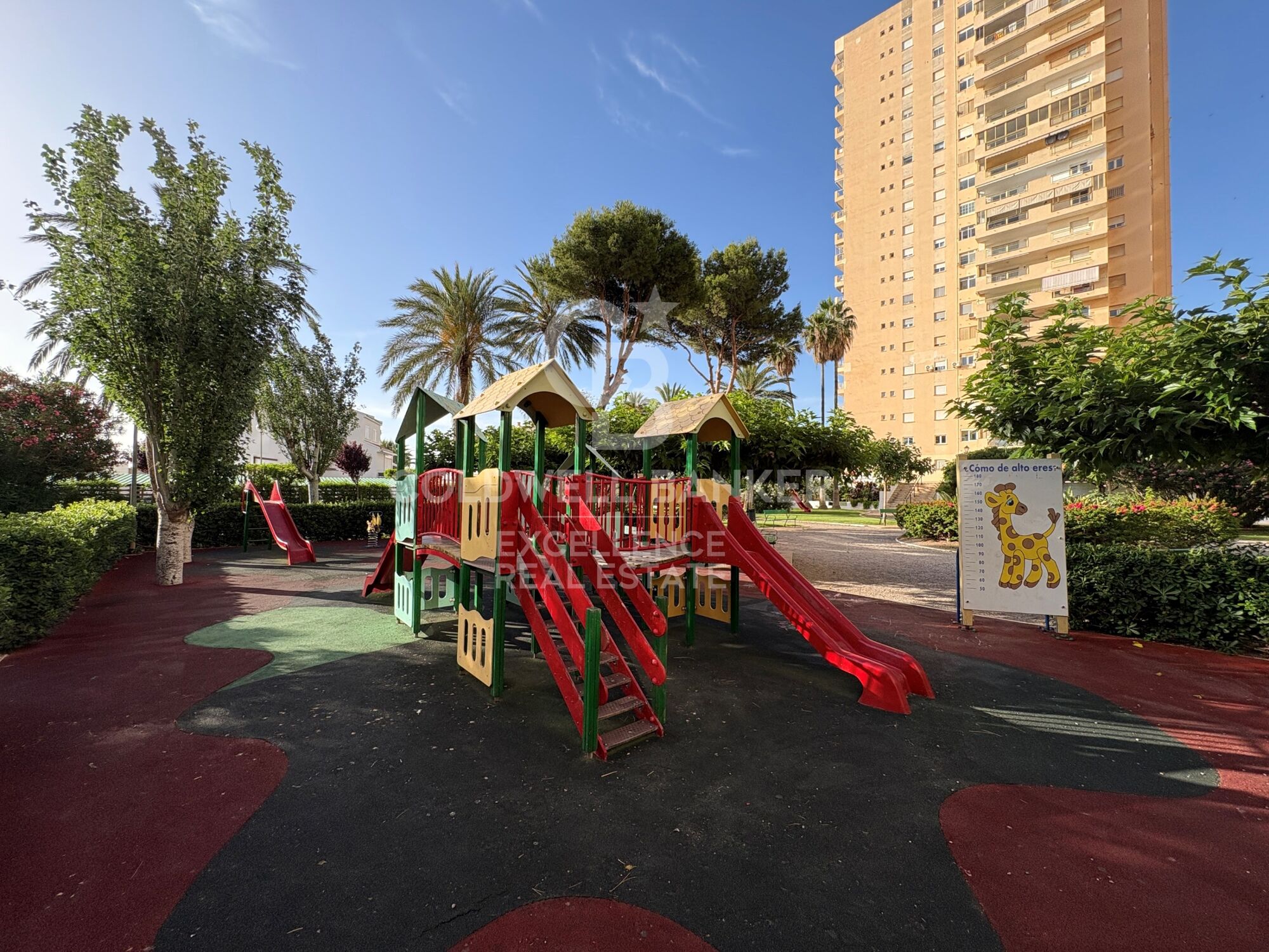 Live all year round as if you were on holiday. Apartment in Urbanization PUIG VAL. Puig Beach.