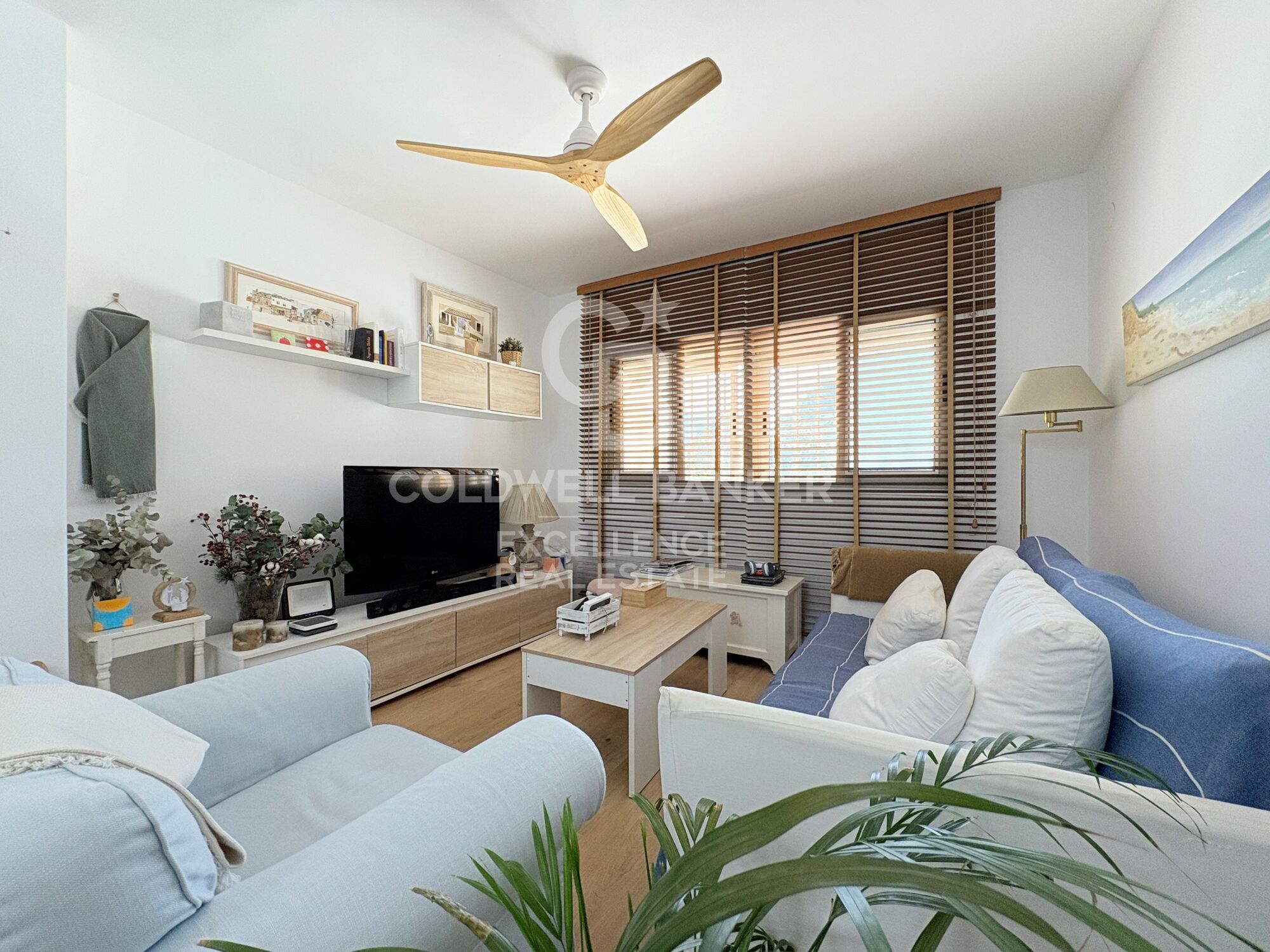 Live all year round as if you were on holiday. Apartment in Urbanization PUIG VAL. Puig Beach.