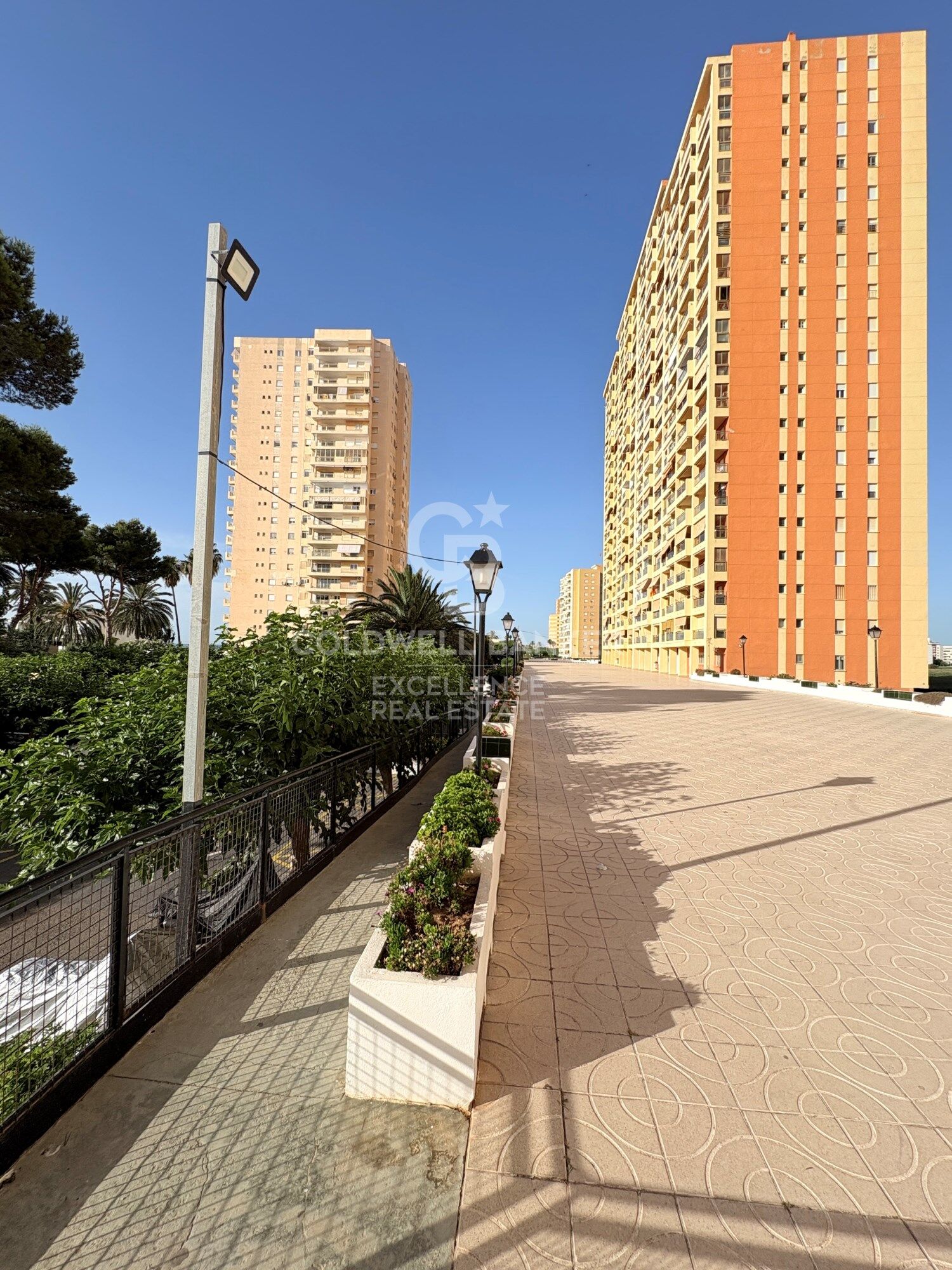 Live all year round as if you were on holiday. Apartment in Urbanization PUIG VAL. Puig Beach.