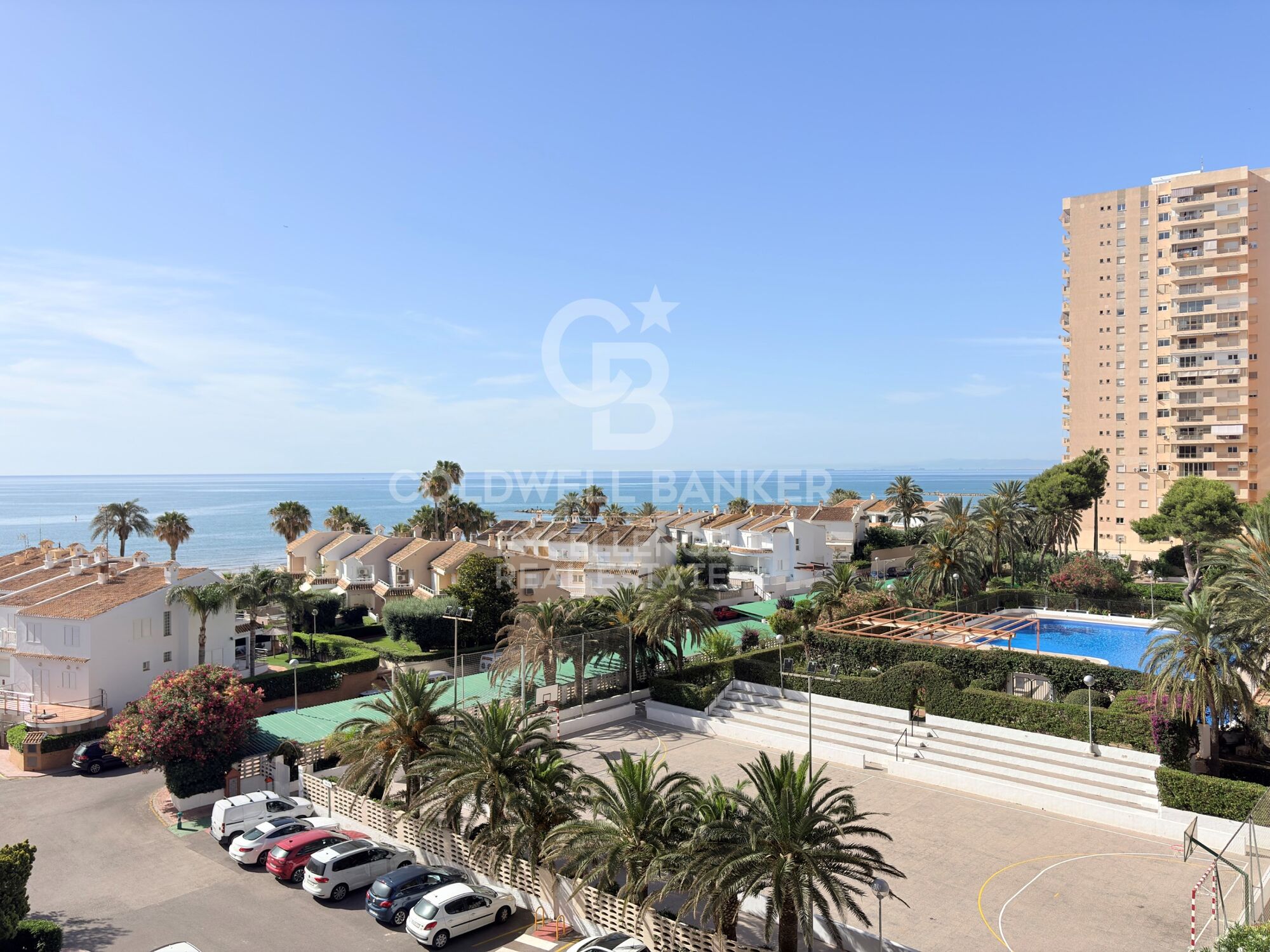 Live all year round as if you were on holiday. Apartment in Urbanization PUIG VAL. Puig Beach.