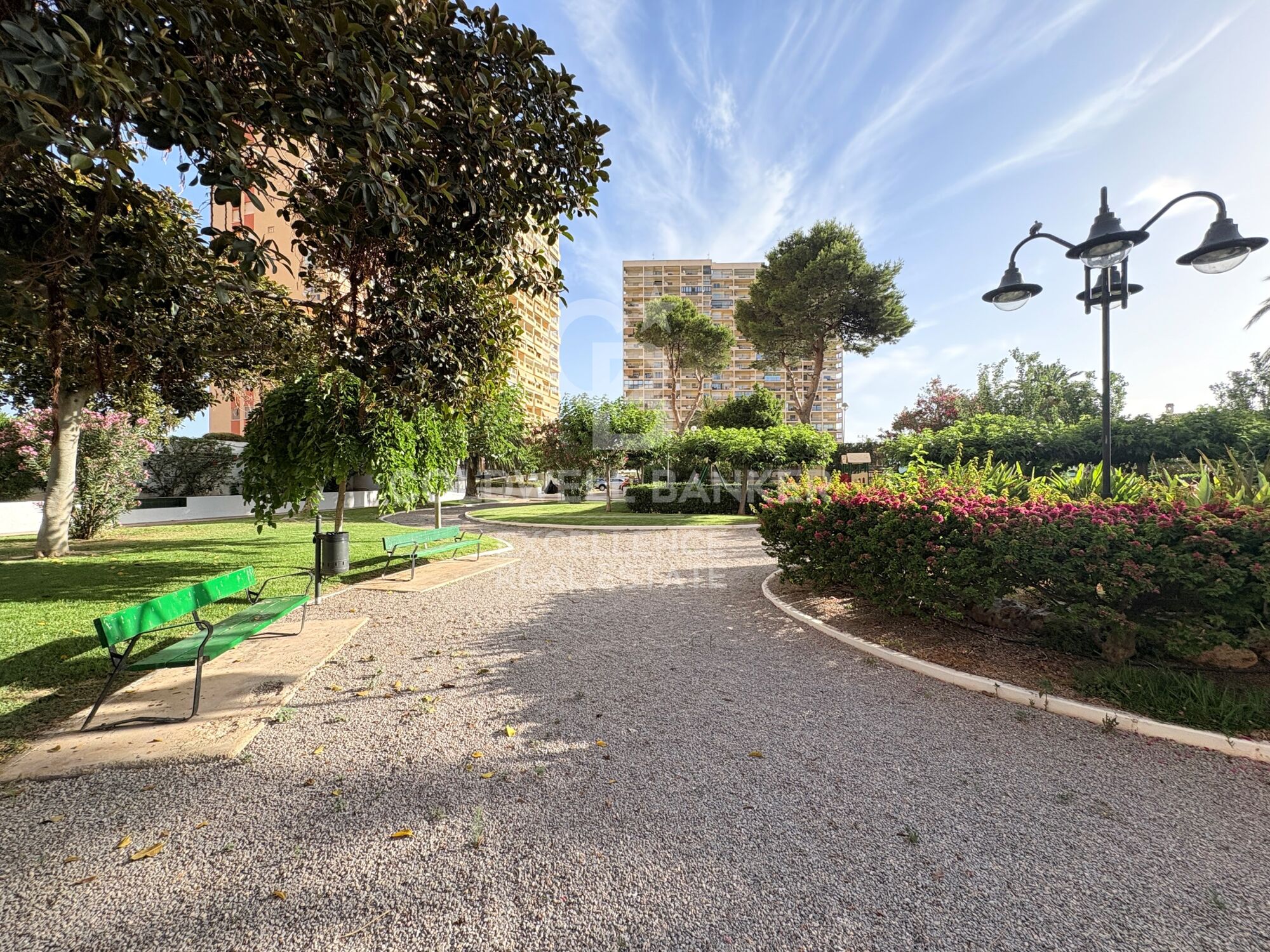 The true luxury is living by the sea 365 days a year, just 15 minutes from Valencia.