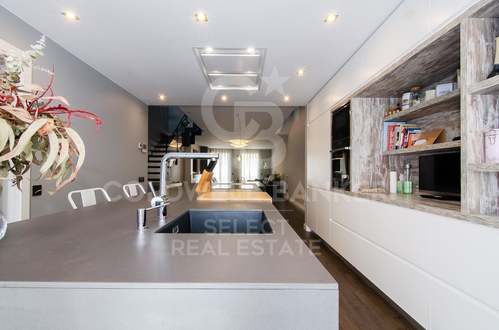 Fantastic house in the centre of Sabadell, where design, functionality and comfort coexist perfectly.