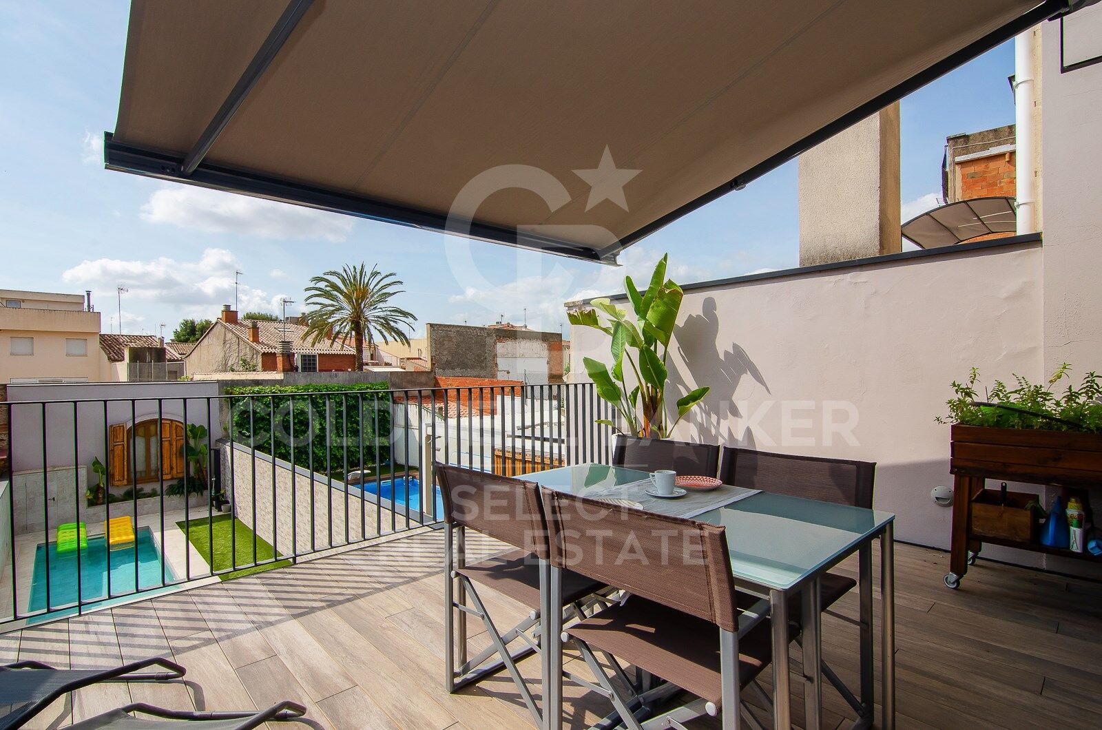 Fantastic house in the centre of Sabadell, where design, functionality and comfort coexist perfectly.