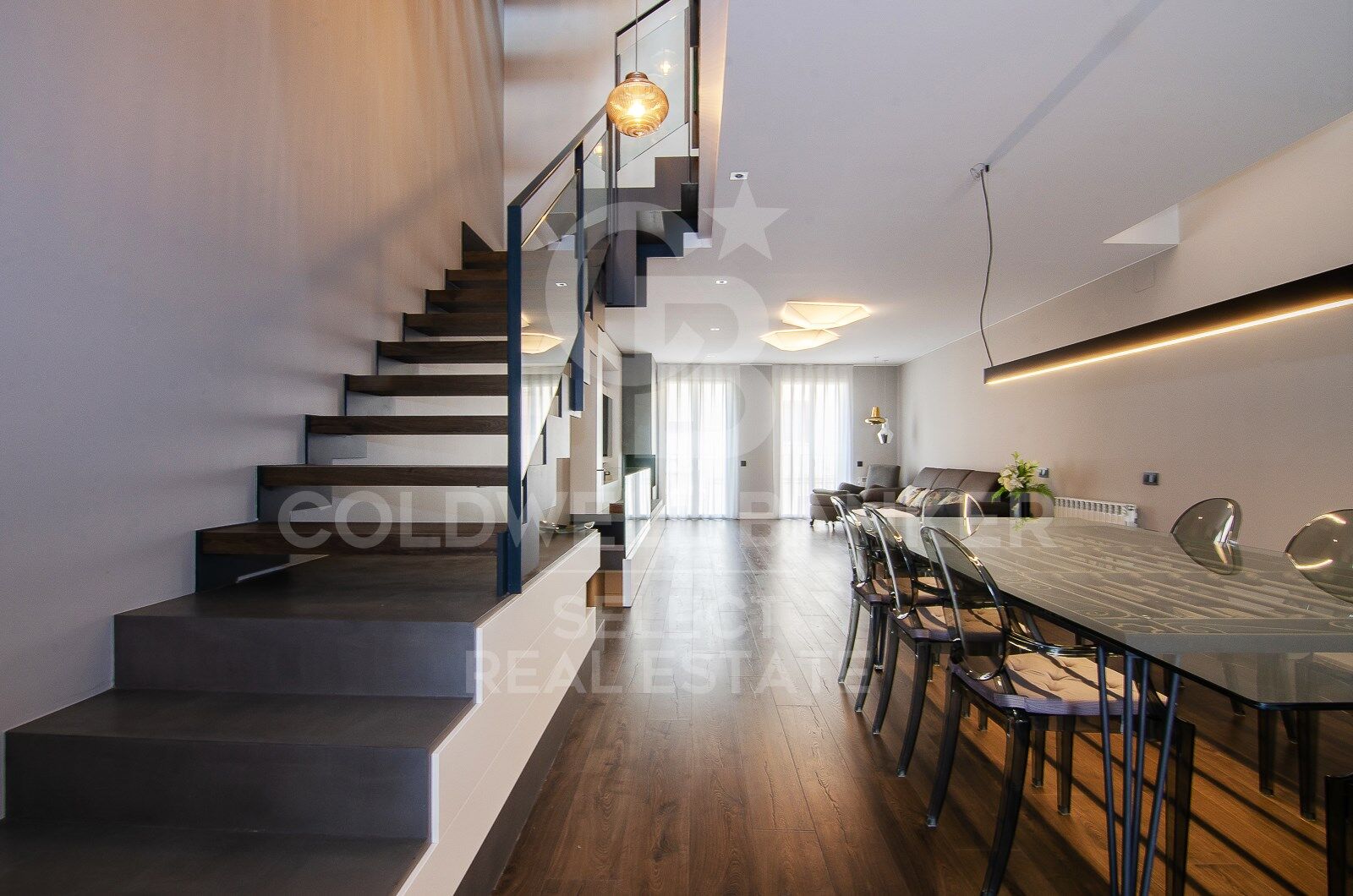 Fantastic house in the centre of Sabadell, where design, functionality and comfort coexist perfectly.