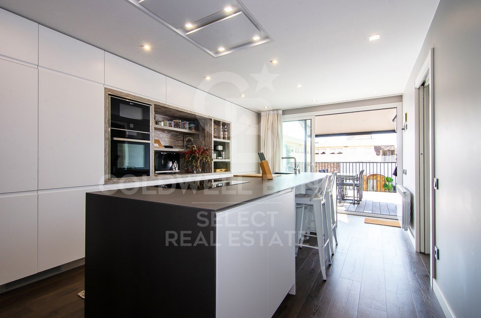 Fantastic house in the centre of Sabadell, where design, functionality and comfort coexist perfectly.
