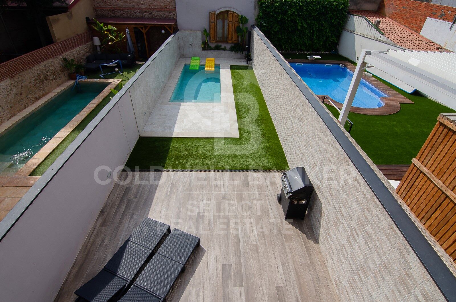 Fantastic house in the centre of Sabadell, where design, functionality and comfort coexist perfectly.