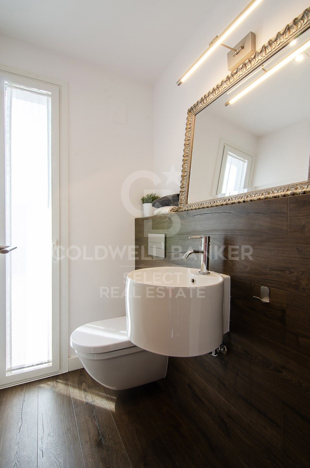 Fantastic house in the centre of Sabadell, where design, functionality and comfort coexist perfectly.