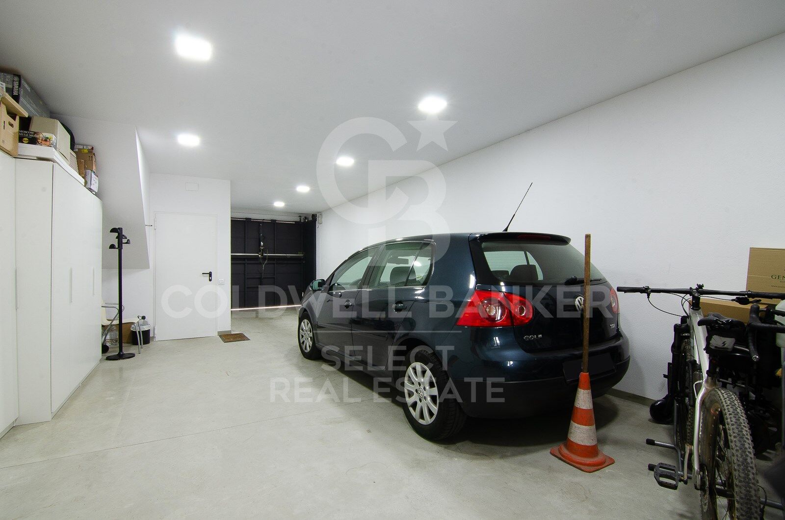 Fantastic house in the centre of Sabadell, where design, functionality and comfort coexist perfectly.