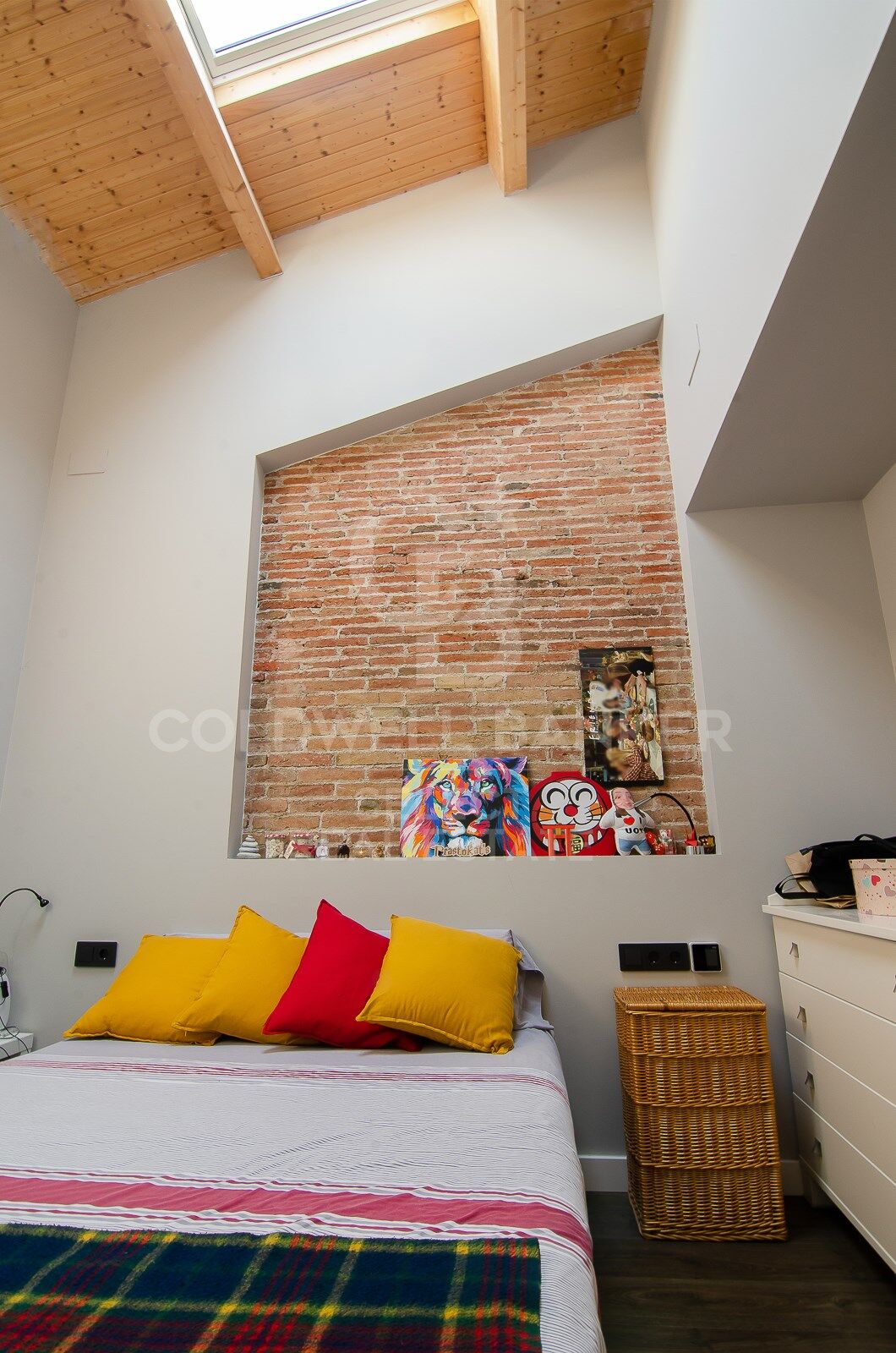 Fantastic house in the centre of Sabadell, where design, functionality and comfort coexist perfectly.