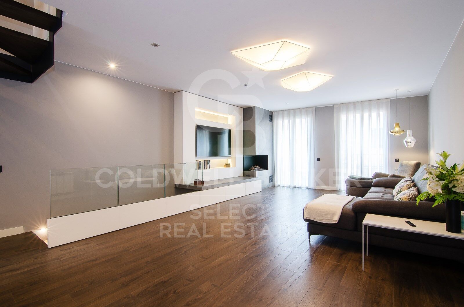 Fantastica casa en el centro de Sabadell, donde el diseño, la funcionalidad y el confort conviven a la perfección.