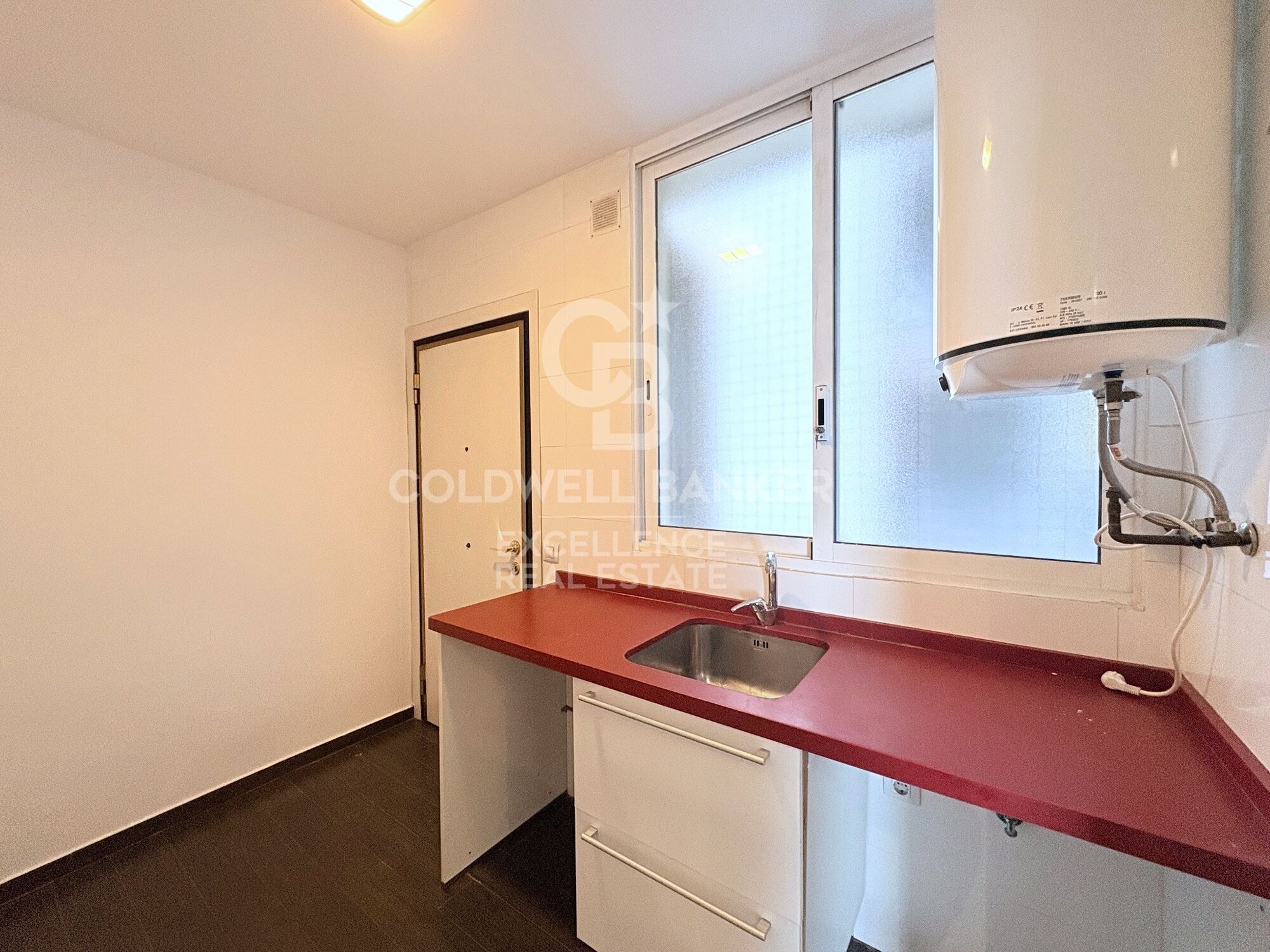 Exklusives 225 m² großes Haus mit 2 Terrassen, Garage und Blick auf Puerta del Mar