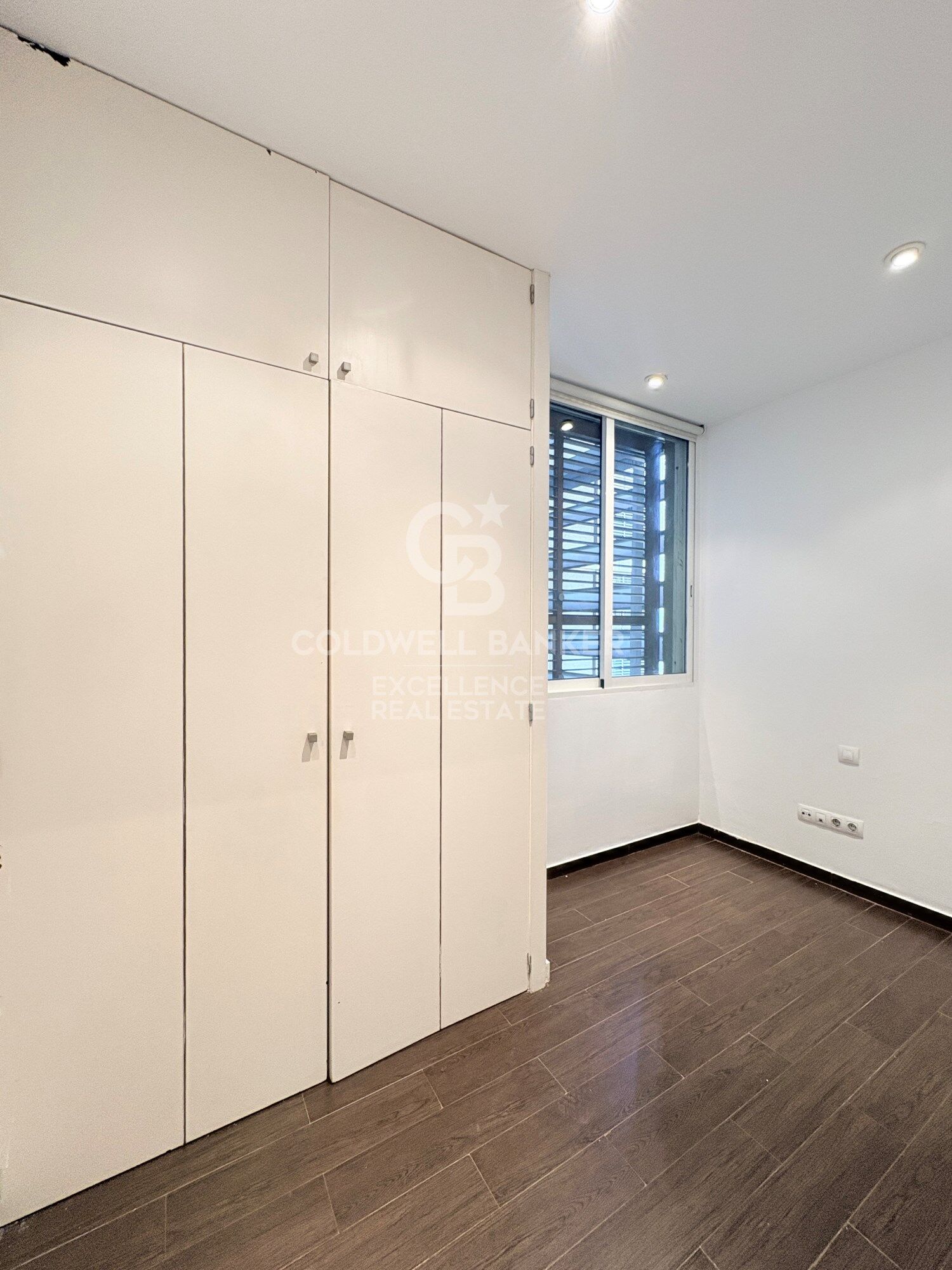 Exklusives 225 m² großes Haus mit 2 Terrassen, Garage und Blick auf Puerta del Mar