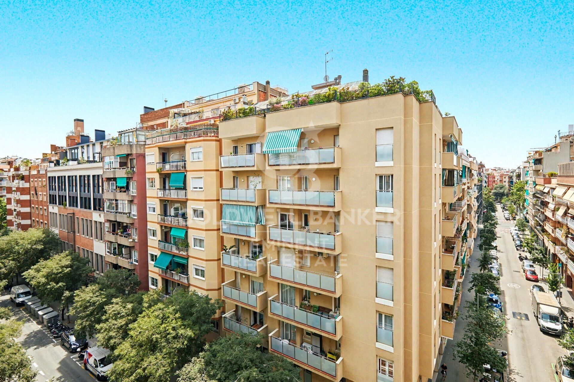 100m² renovated apartment in Les Corts