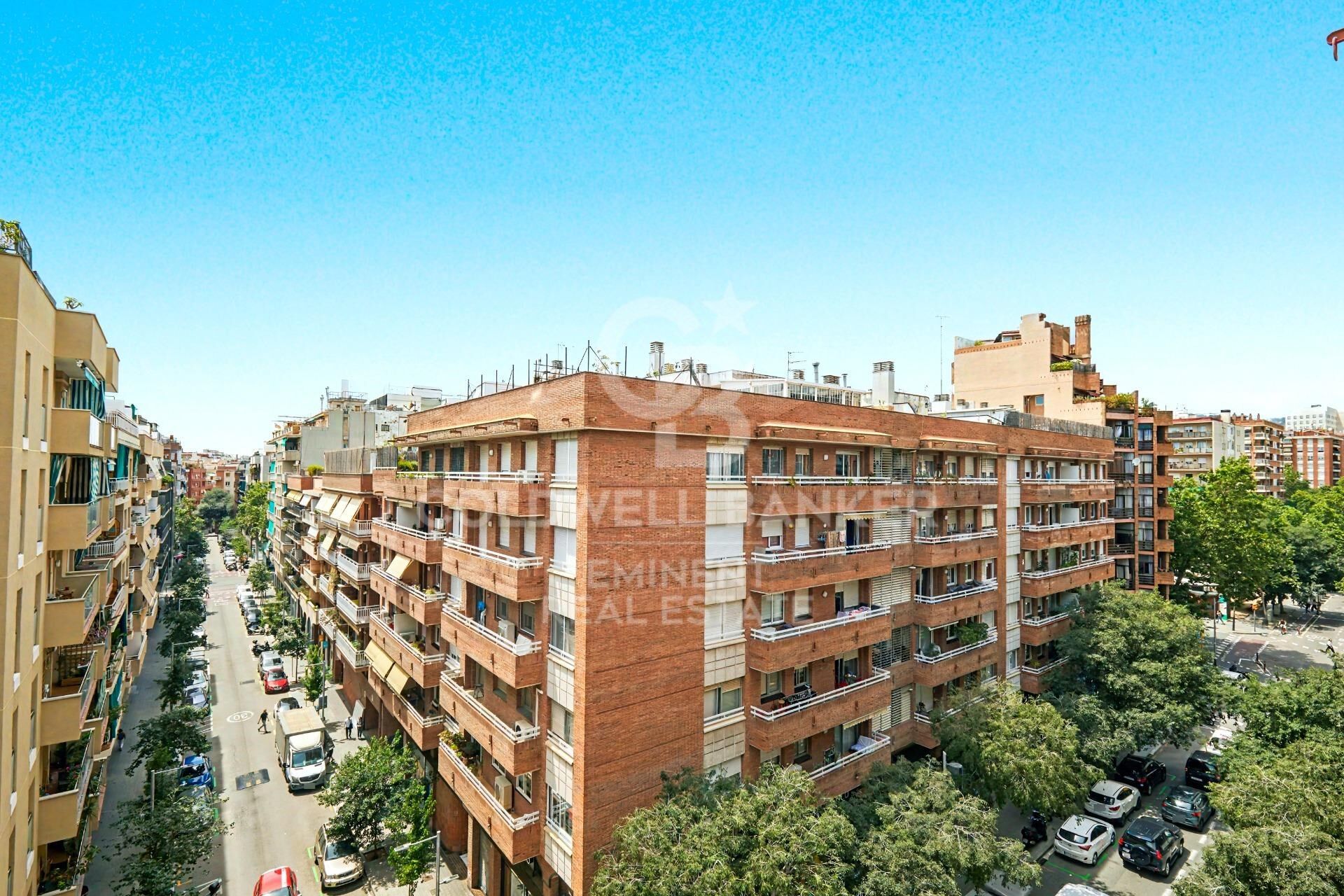 Piso 100m² reformado en Les Corts