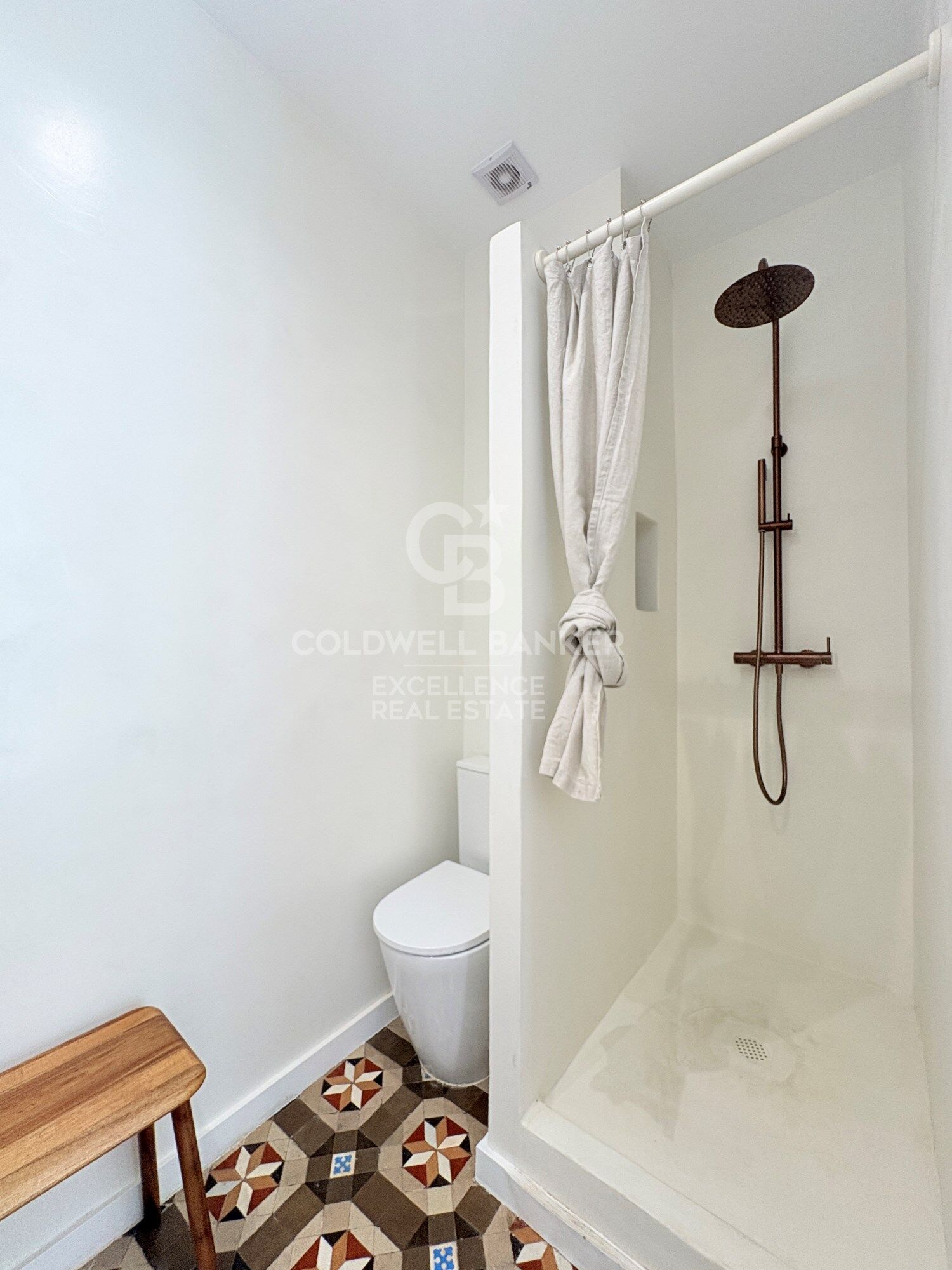 Premium residence next to Calle de lah Paz. Design and heritage.