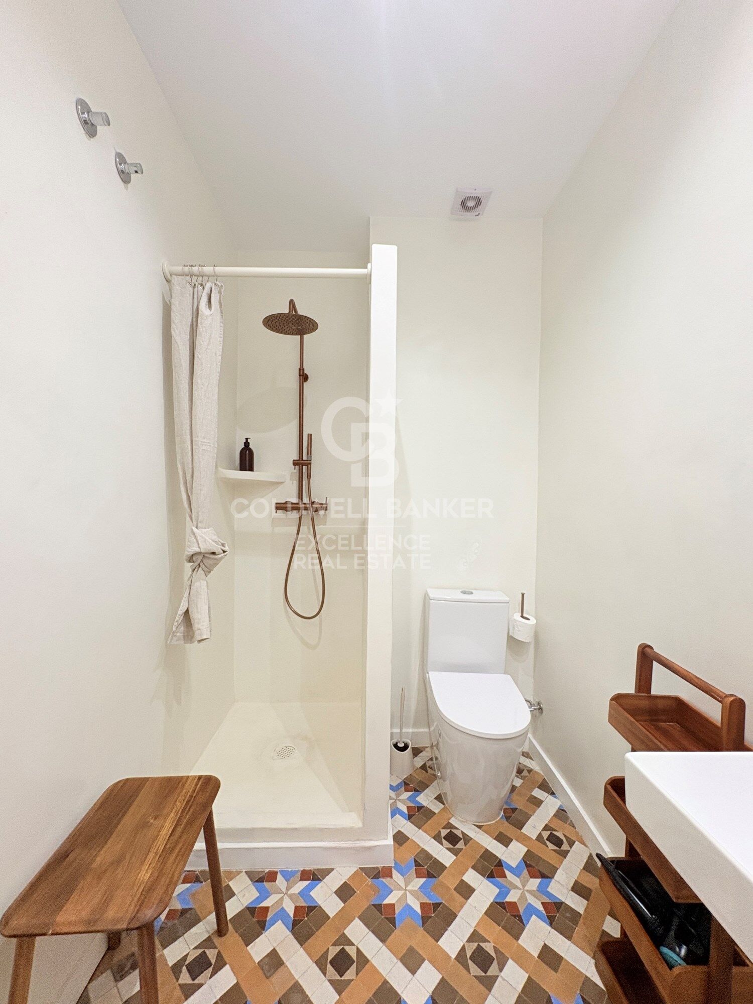 Premium residence next to Calle de lah Paz. Design and heritage.