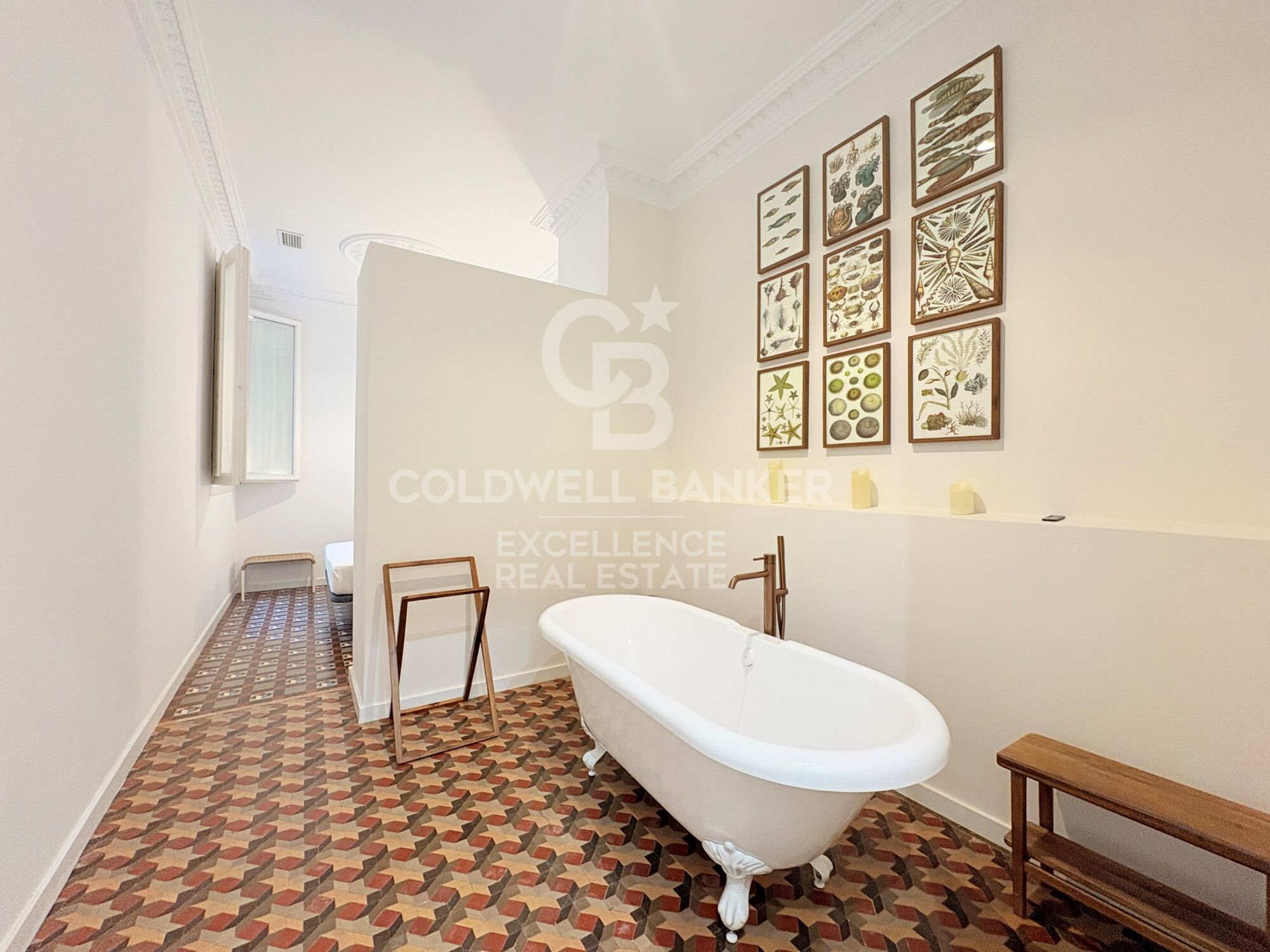 Premium residence next to Calle de lah Paz. Design and heritage.