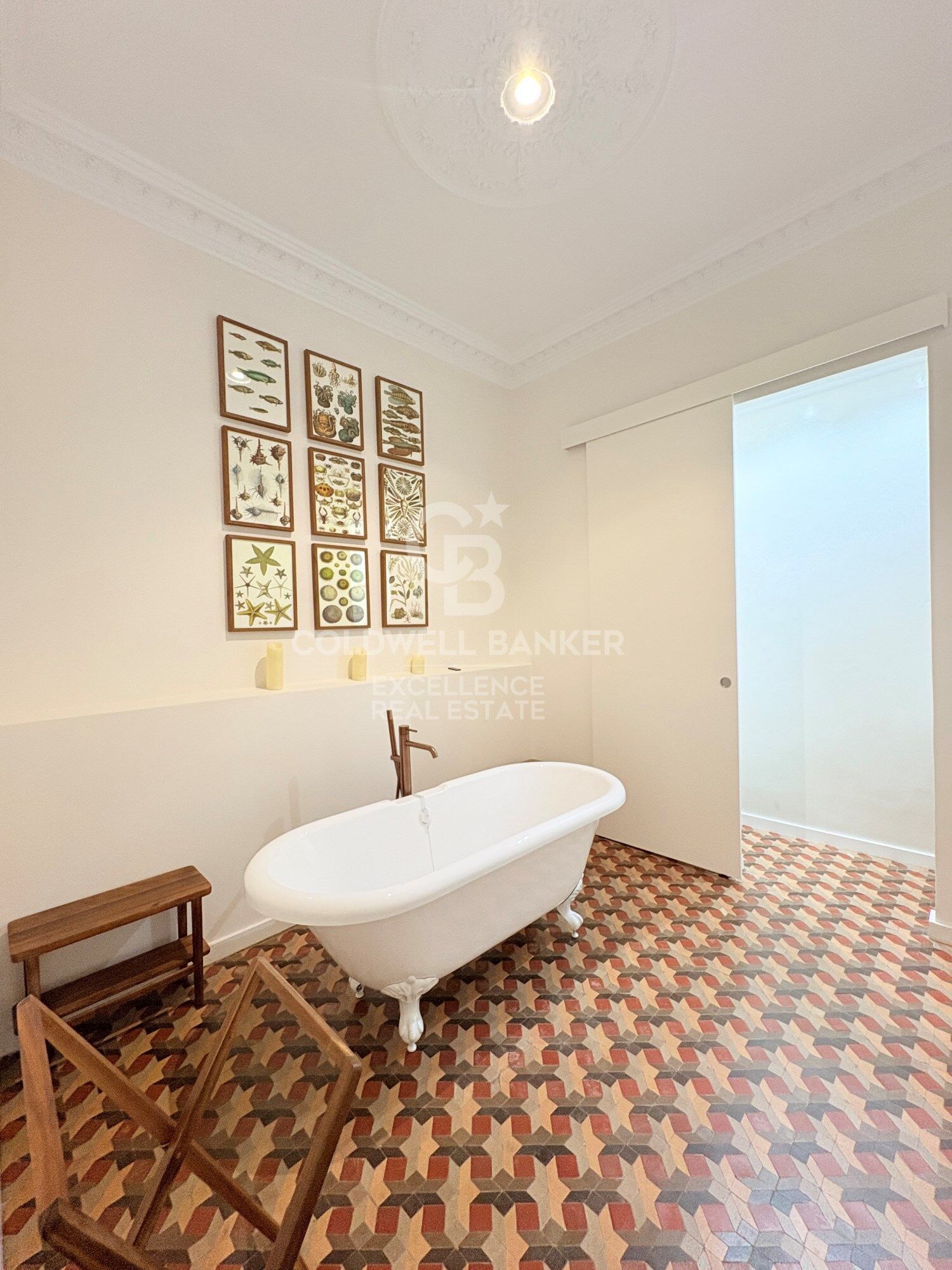 Premium residence next to Calle de lah Paz. Design and heritage.