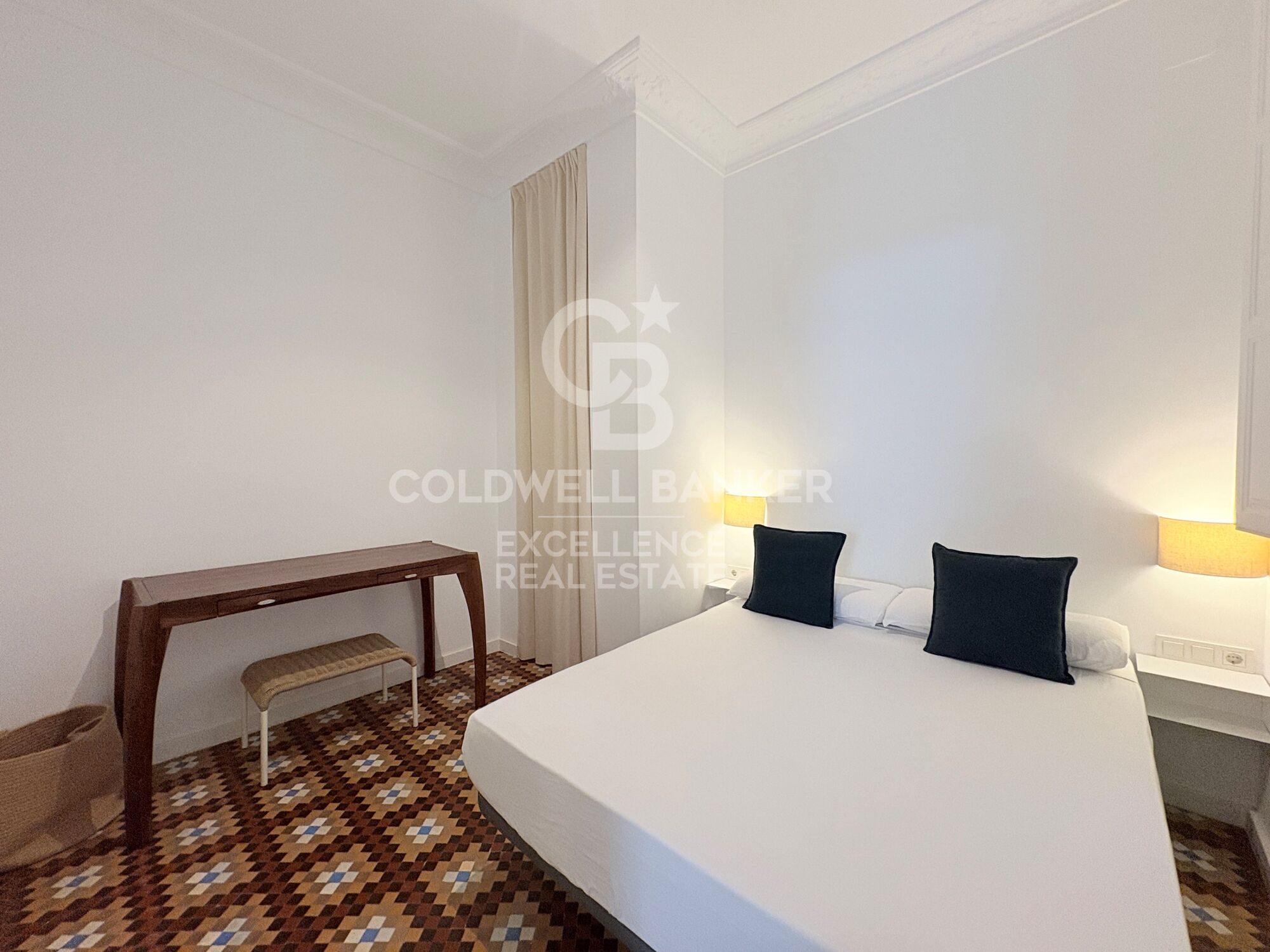 Premium-Wohnsitz neben der Calle de la Paz. Design und Erbe.