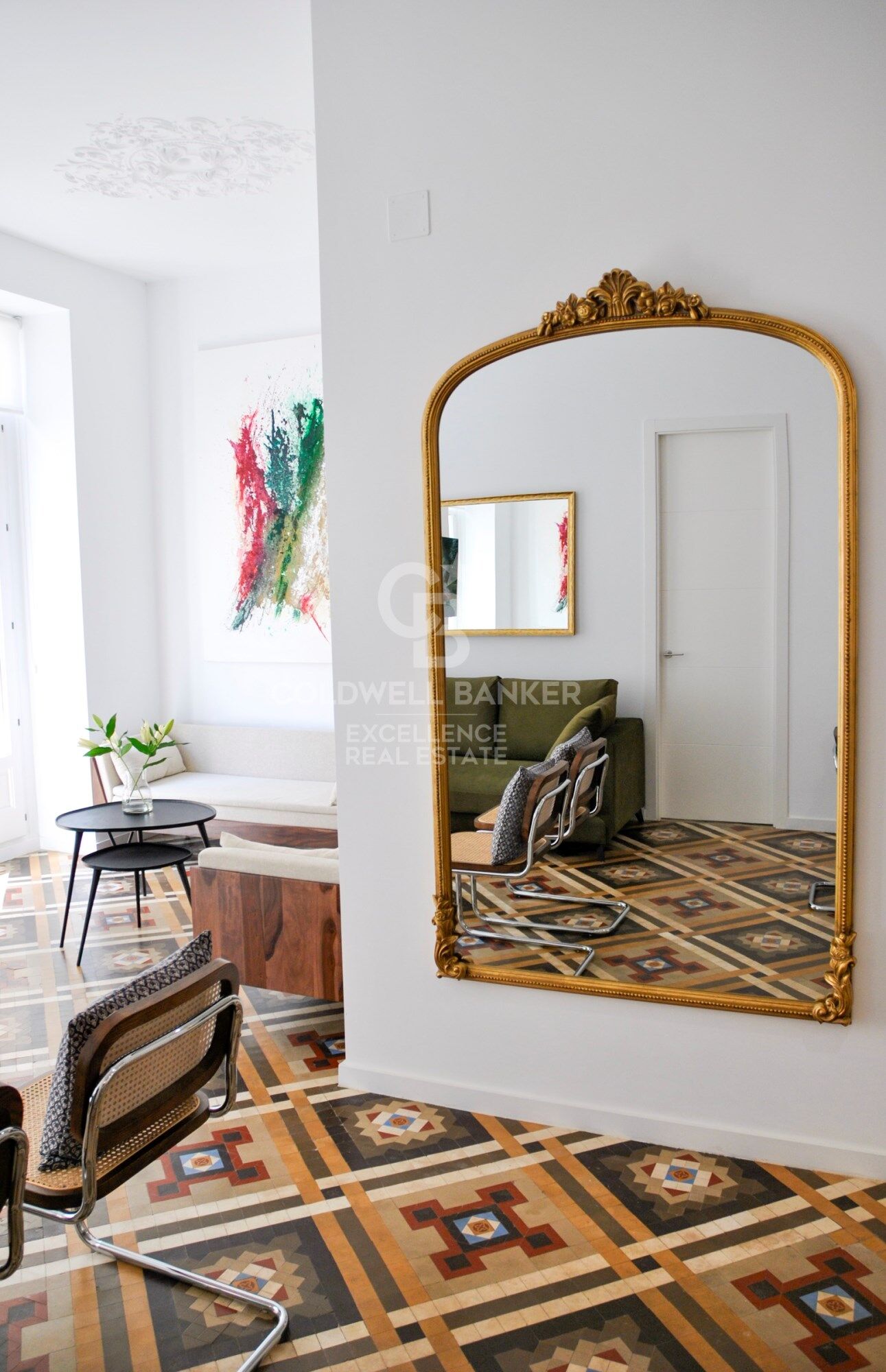 Premium residence next to Calle de lah Paz. Design and heritage.