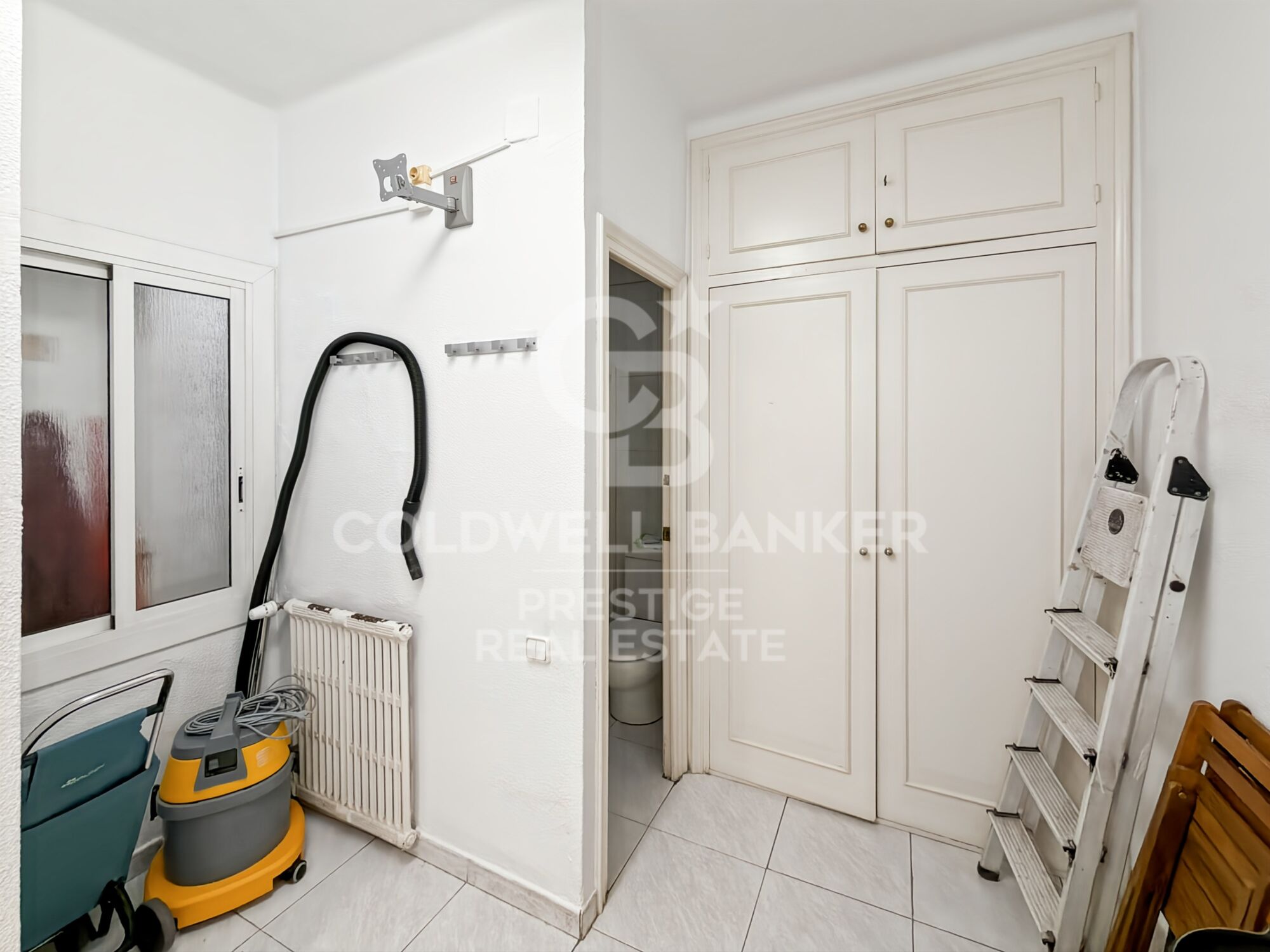 Flat 5 Bedrooms Sale Barcelona