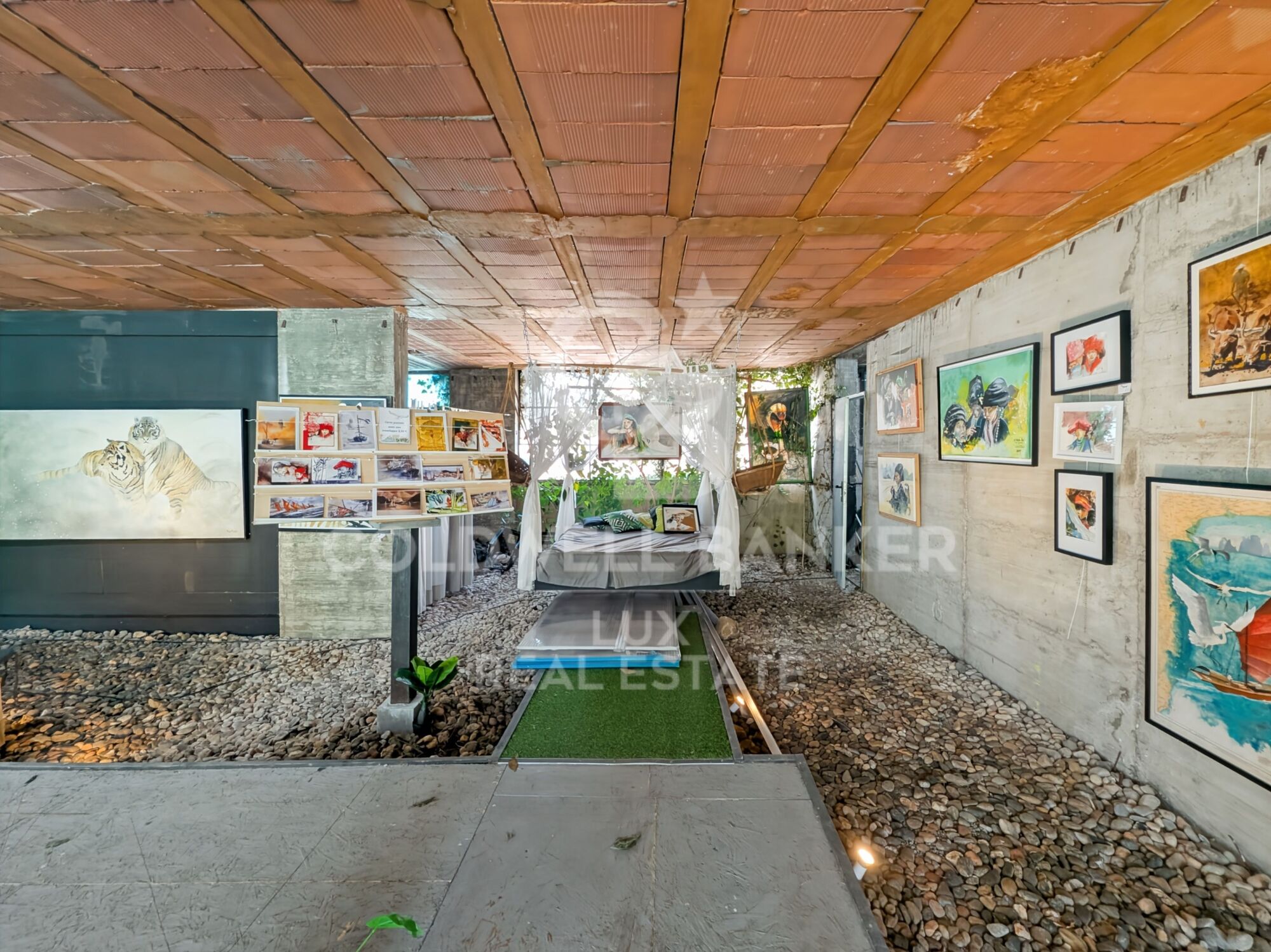 Casa moderna con amplios espacios y piscina en Mollet de Peralada