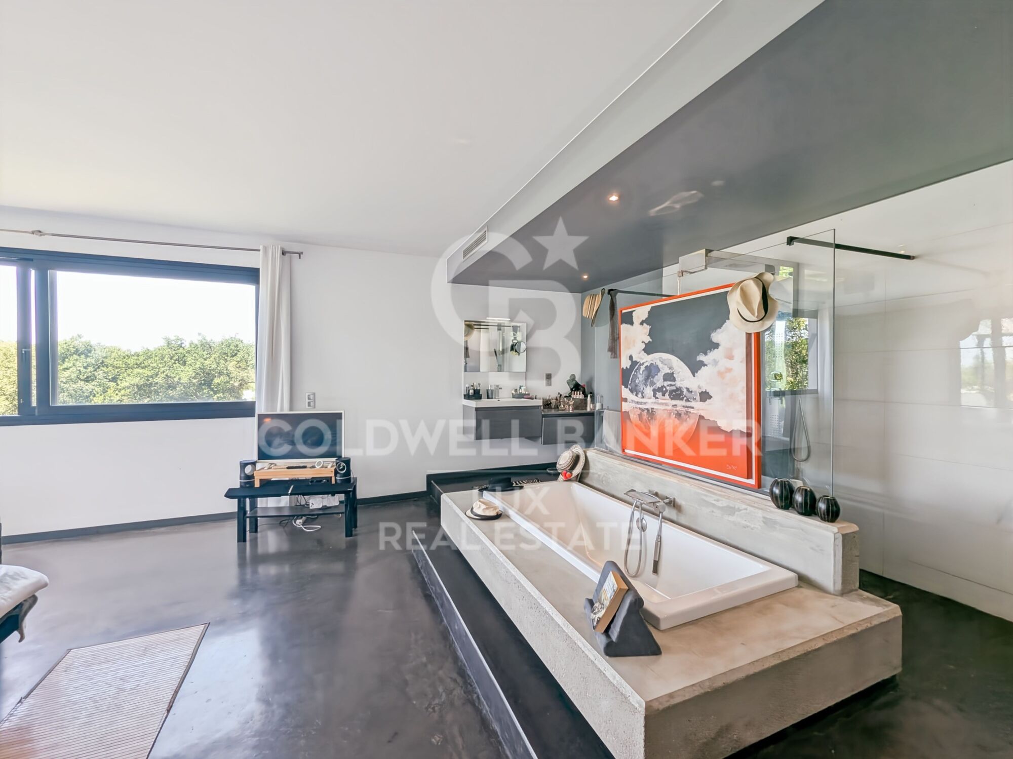 Maison moderne avec de grands espaces et piscine à Mollet de Peralada