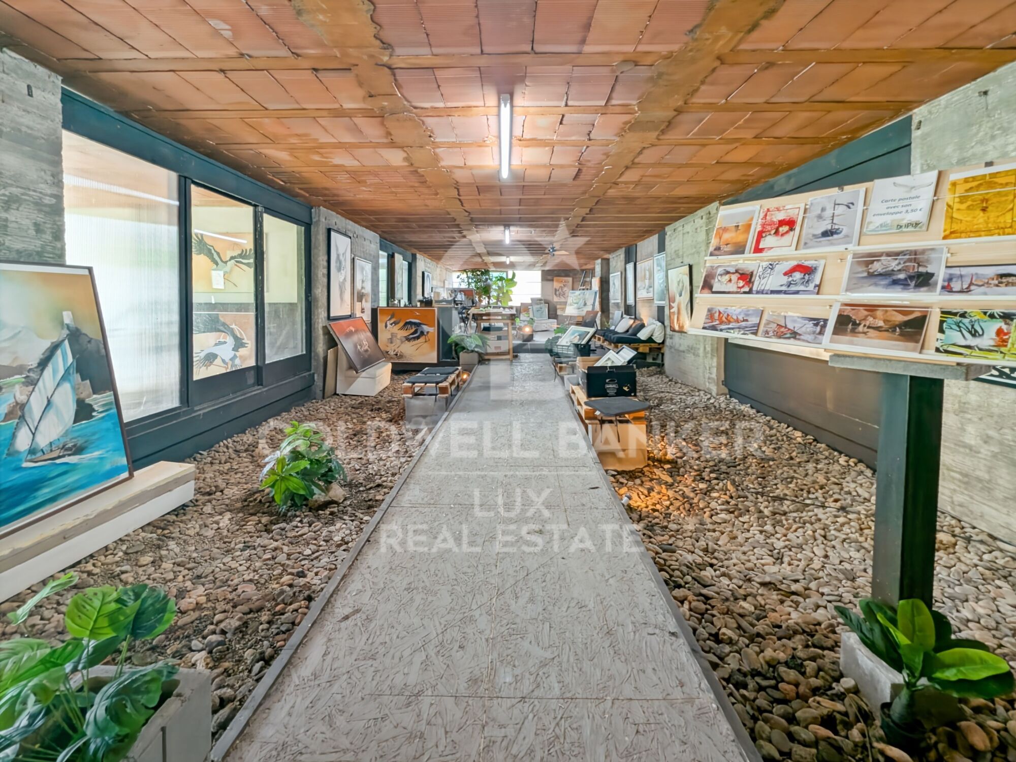 Maison moderne avec de grands espaces et piscine à Mollet de Peralada