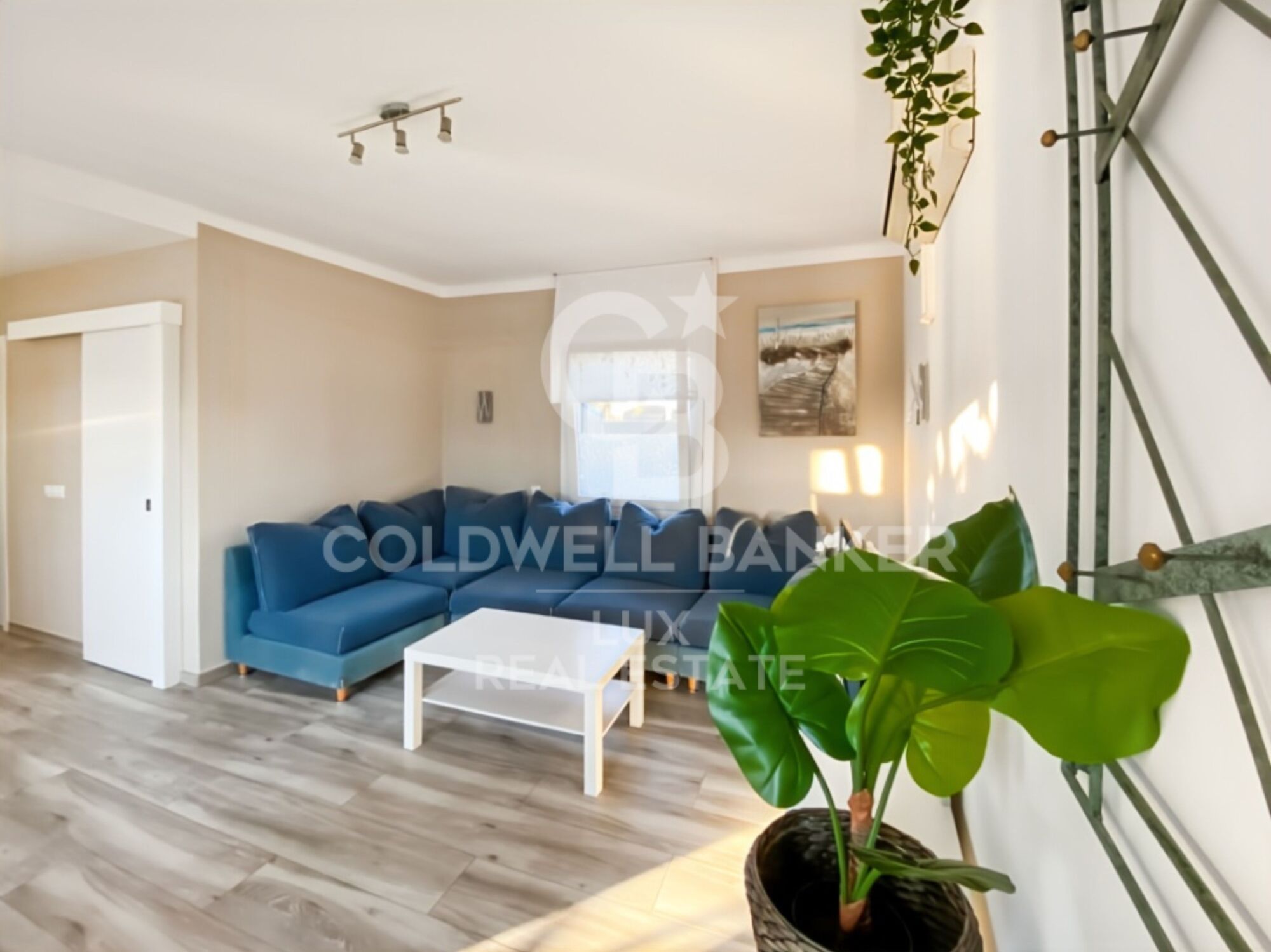 Maison avec licence touristique et d'appartements indépendants à Empuriabrava