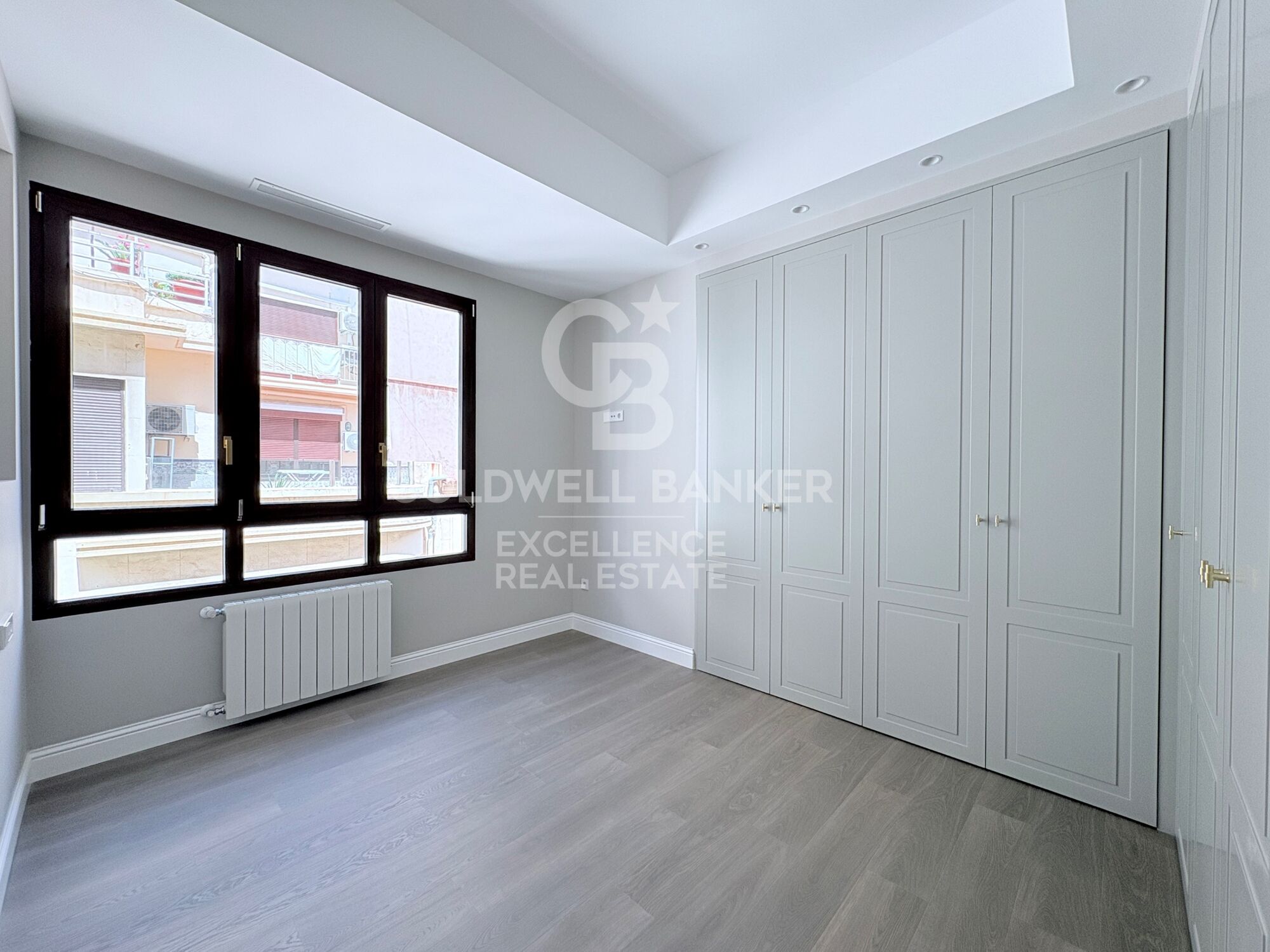 Exclusivo piso reformado con techos altos, diseño y acabados de alta gama en Valencia