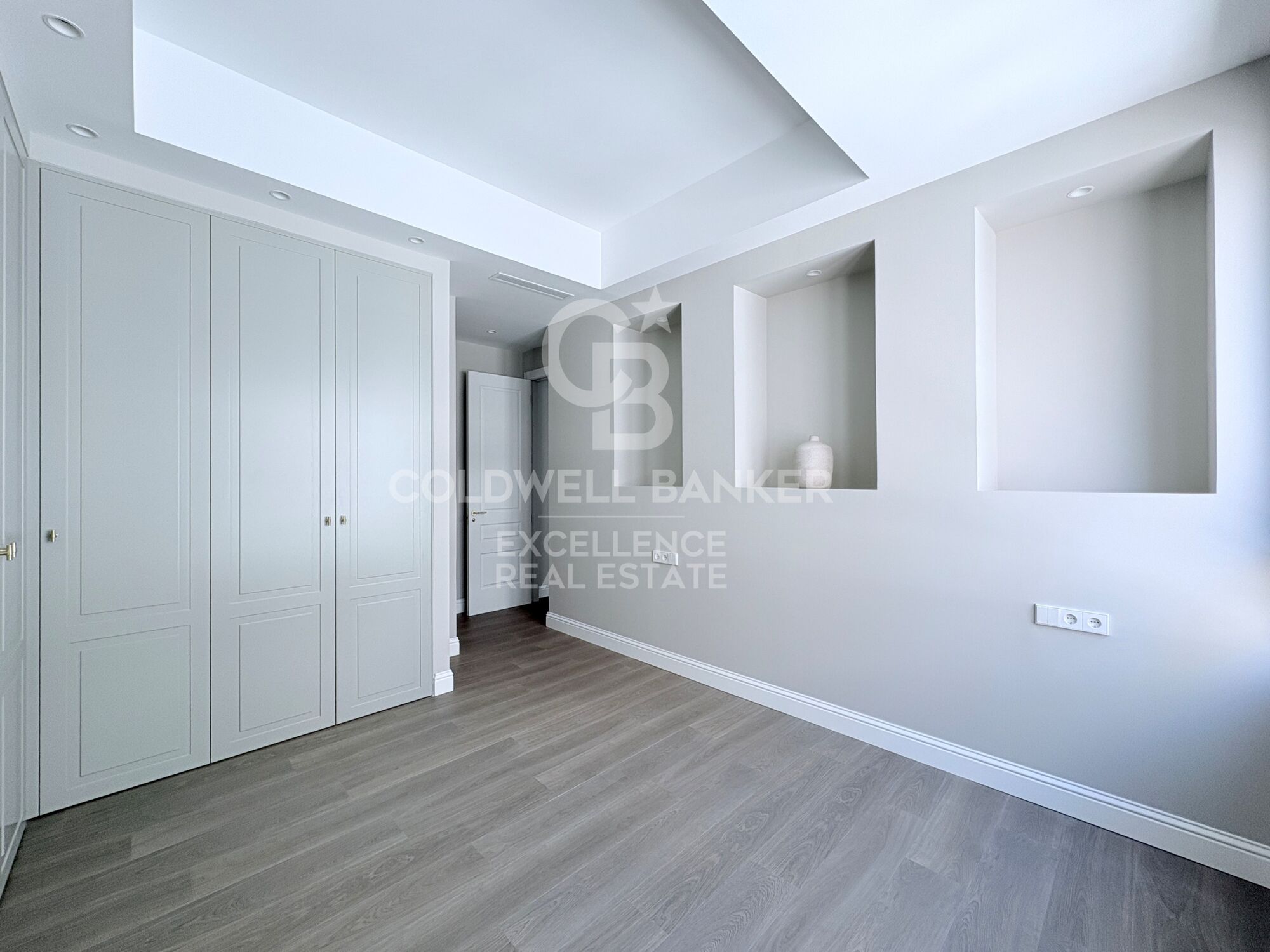 Exclusivo piso reformado con techos altos, diseño y acabados de alta gama en Valencia