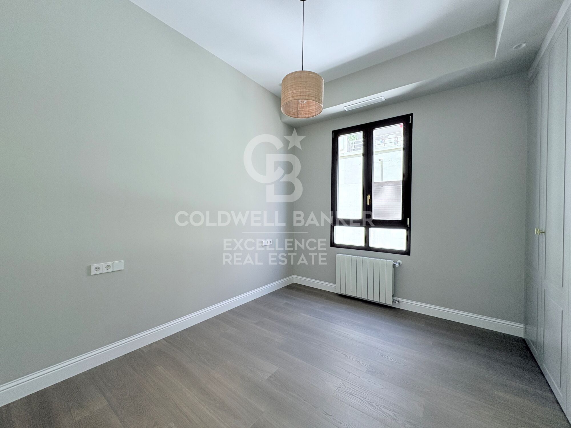 Exklusive renovierte Wohnung mit hohen Decken, Design und hochwertigen Oberflächen in Valencia
