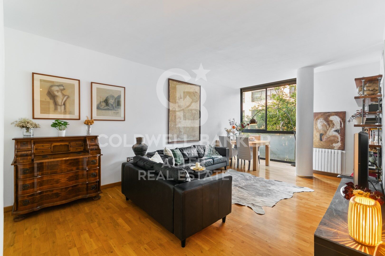 Flat in a private community with garden and pool in Poblenou
