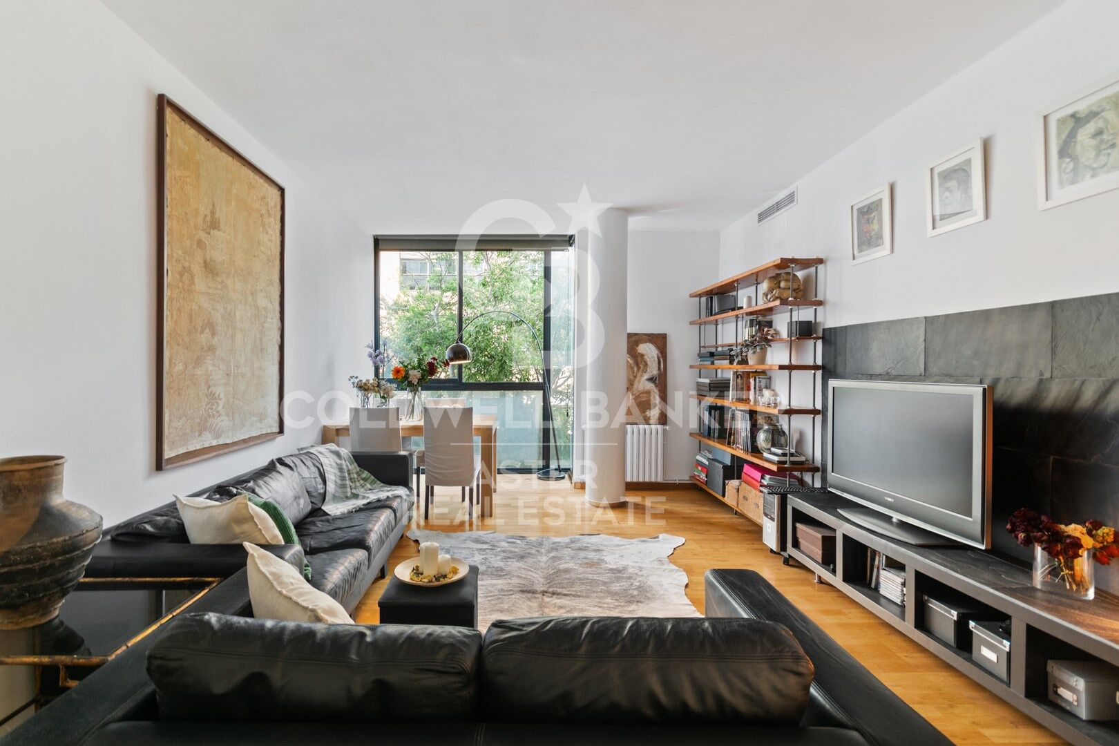 Flat in a private community with garden and pool in Poblenou
