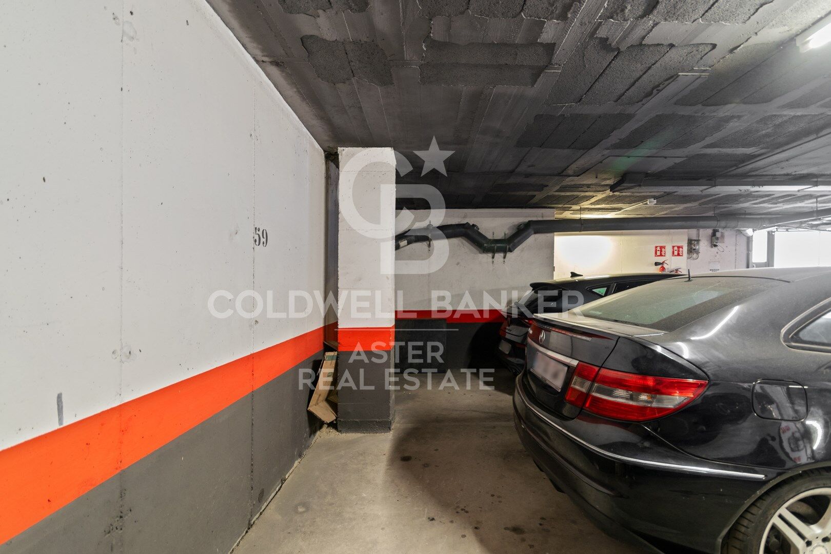 Piso en comunidad con jardín y piscina en Poblenou