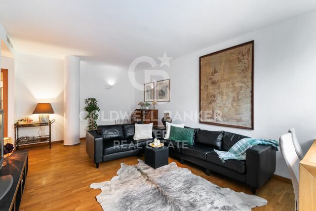 Flat in a private community with garden and pool in Poblenou