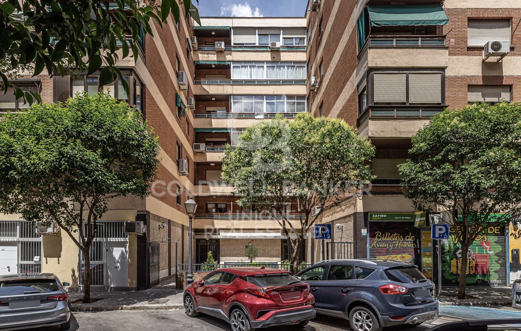 Piso a estrenar de 4 habitaciones en Delicias.
