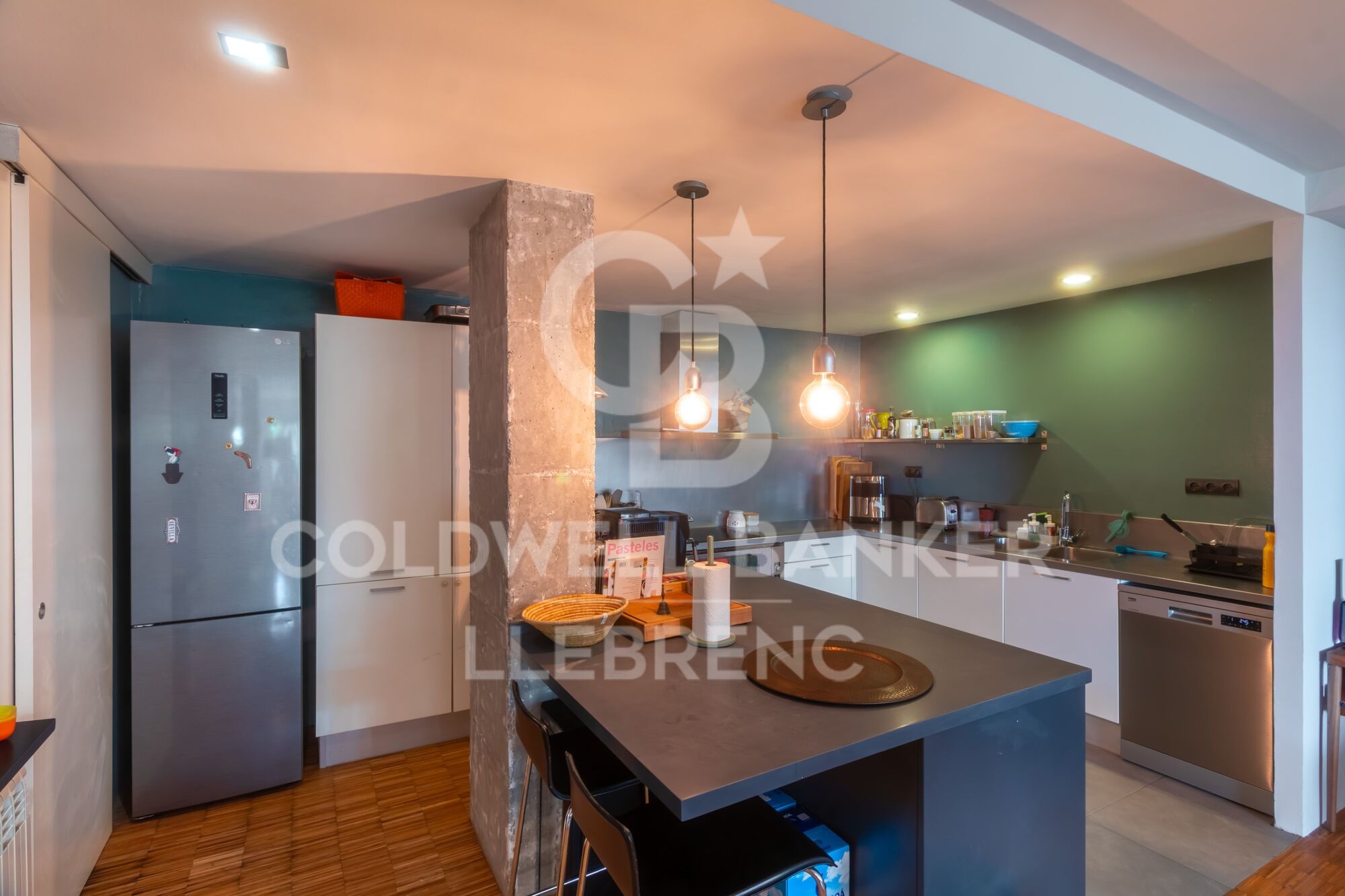 Apartment with views for sale in Vallvidrera