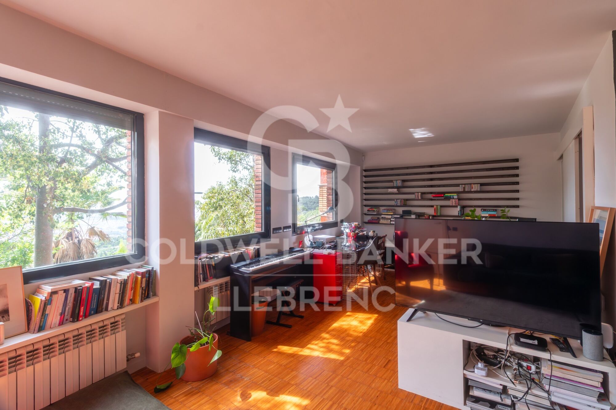 Apartment with views for sale in Vallvidrera
