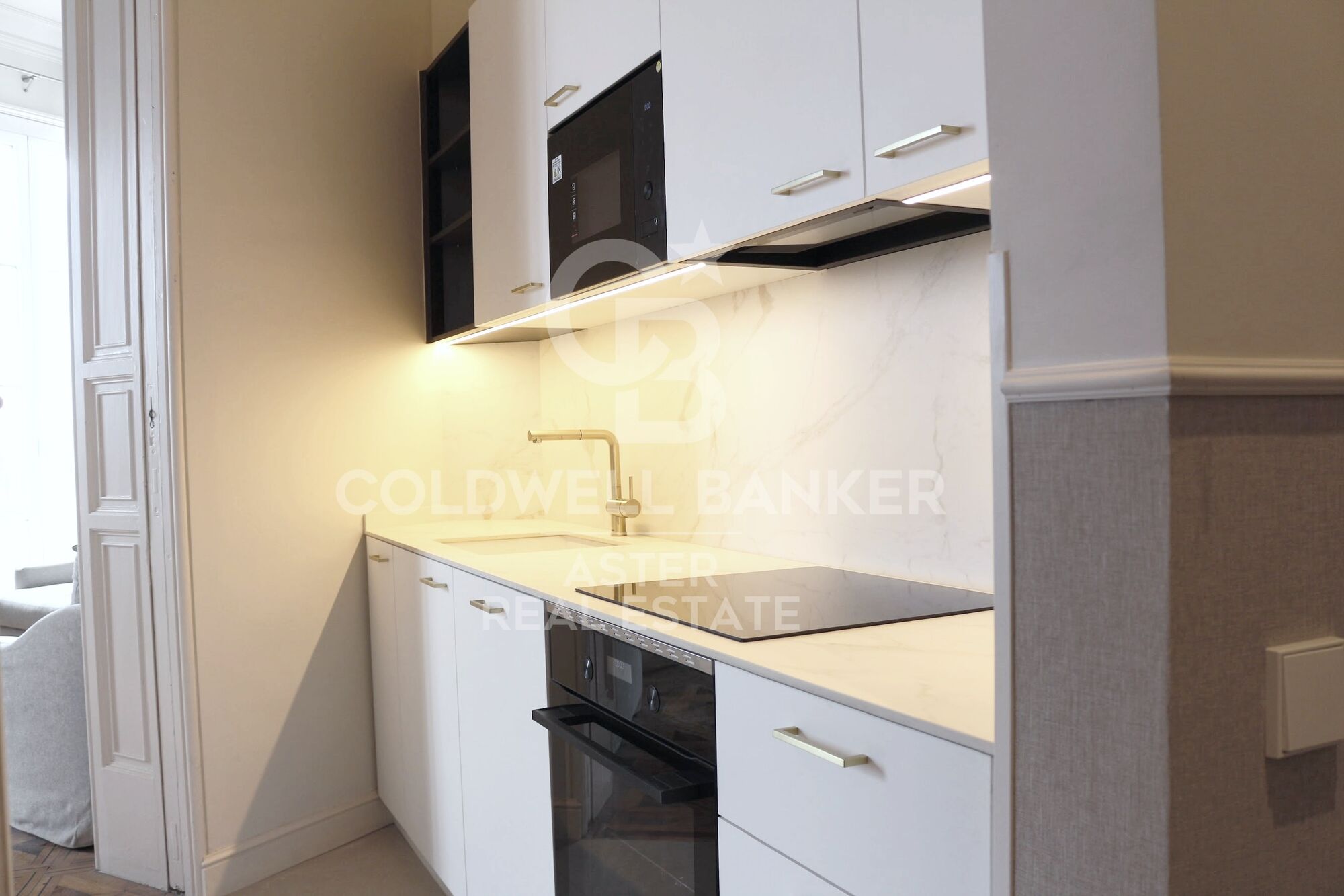 Flat 2 Bedrooms Triplex Sale Barcelona