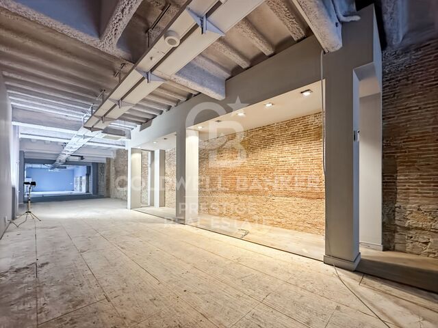 Bonito Local comercial en pleno centro Barcelona