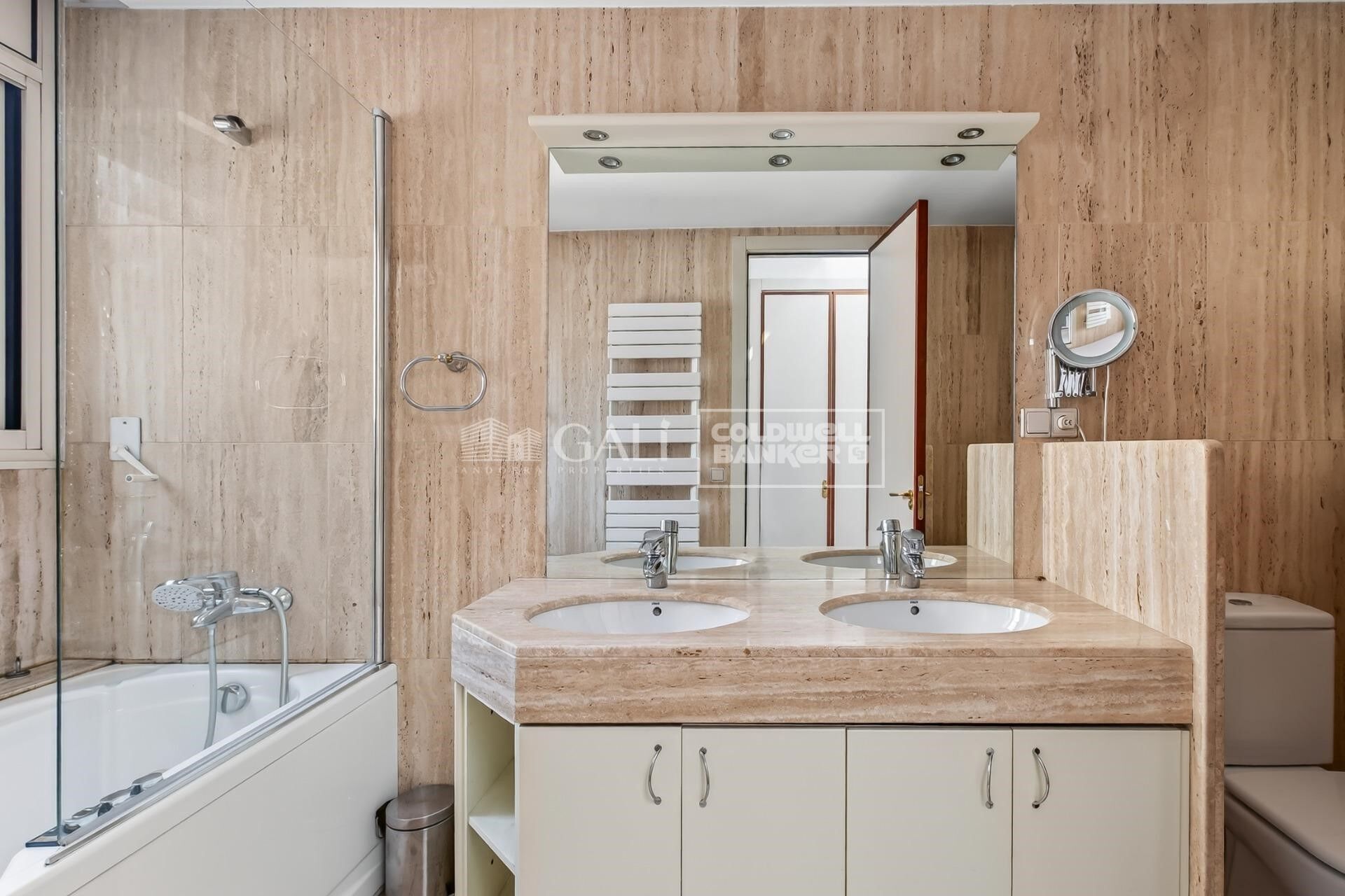 Penthouse 4 Schlafzimmer Vermietung Escaldes-Engordany